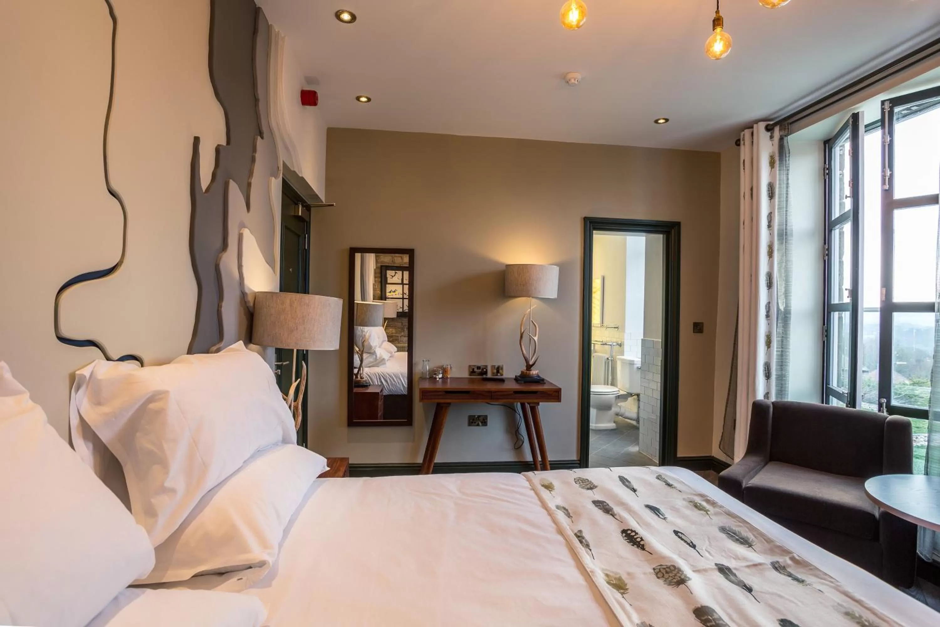 Photo of the whole room, Bed in Eagle and Child, Ramsbottom