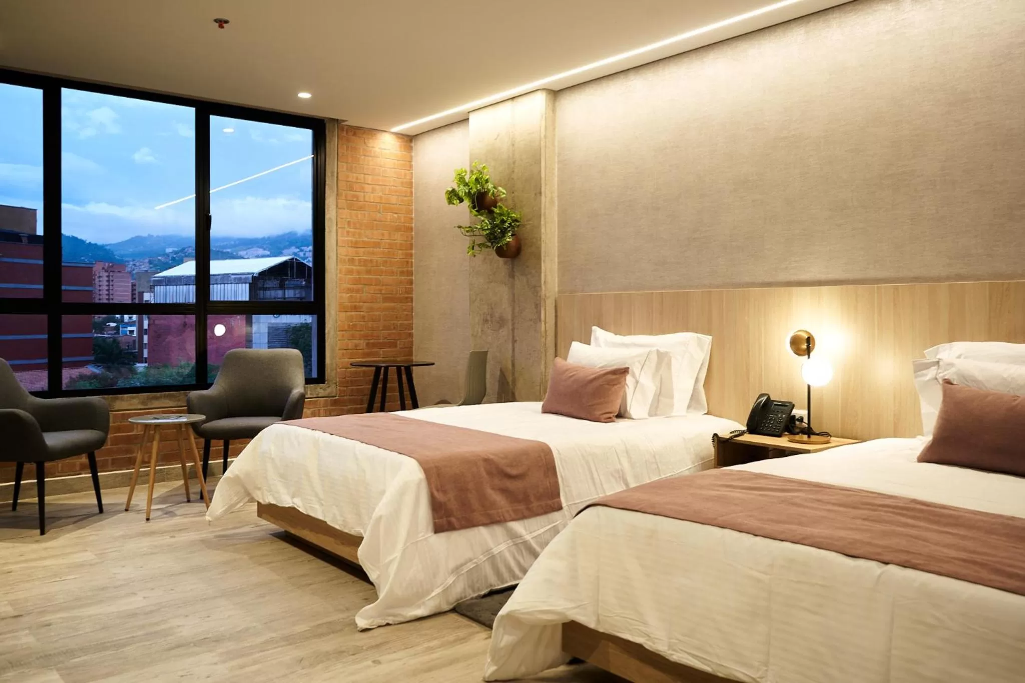 Photo of the whole room, Bed in Eutopiq Hotel