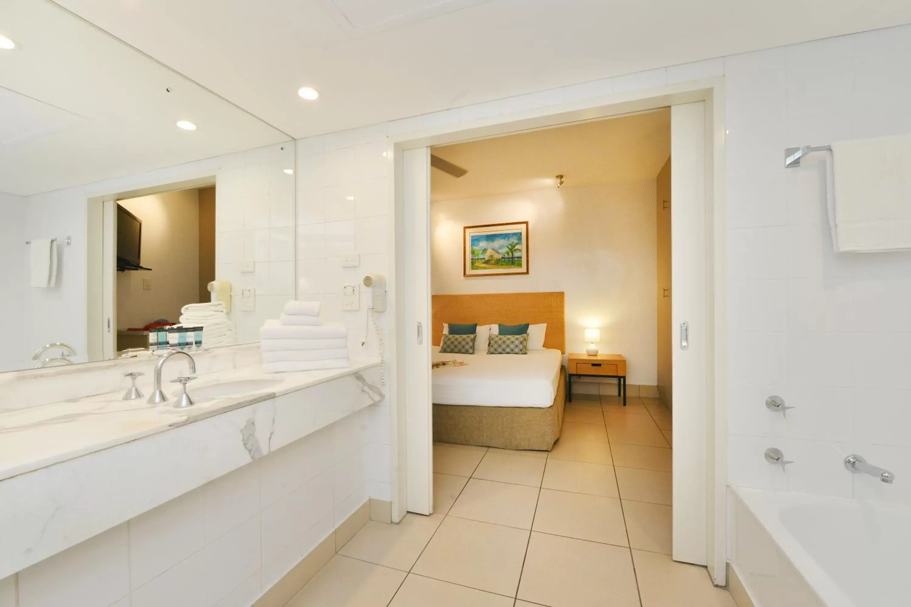 Bath, Bathroom in Club Tropical Resort with Onsite Reception & Check In