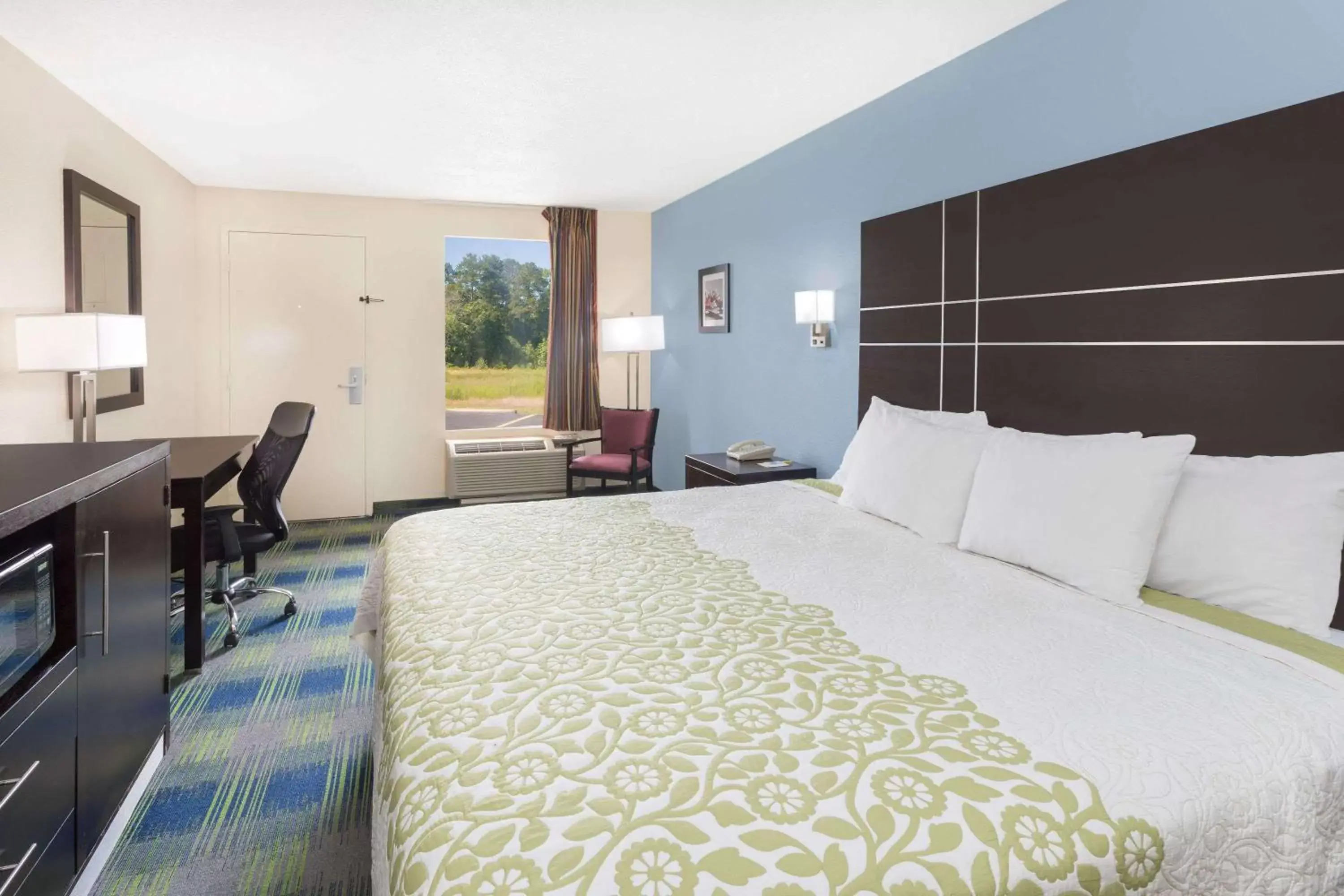 Photo of the whole room in Days Inn by Wyndham Newberry South Carolina