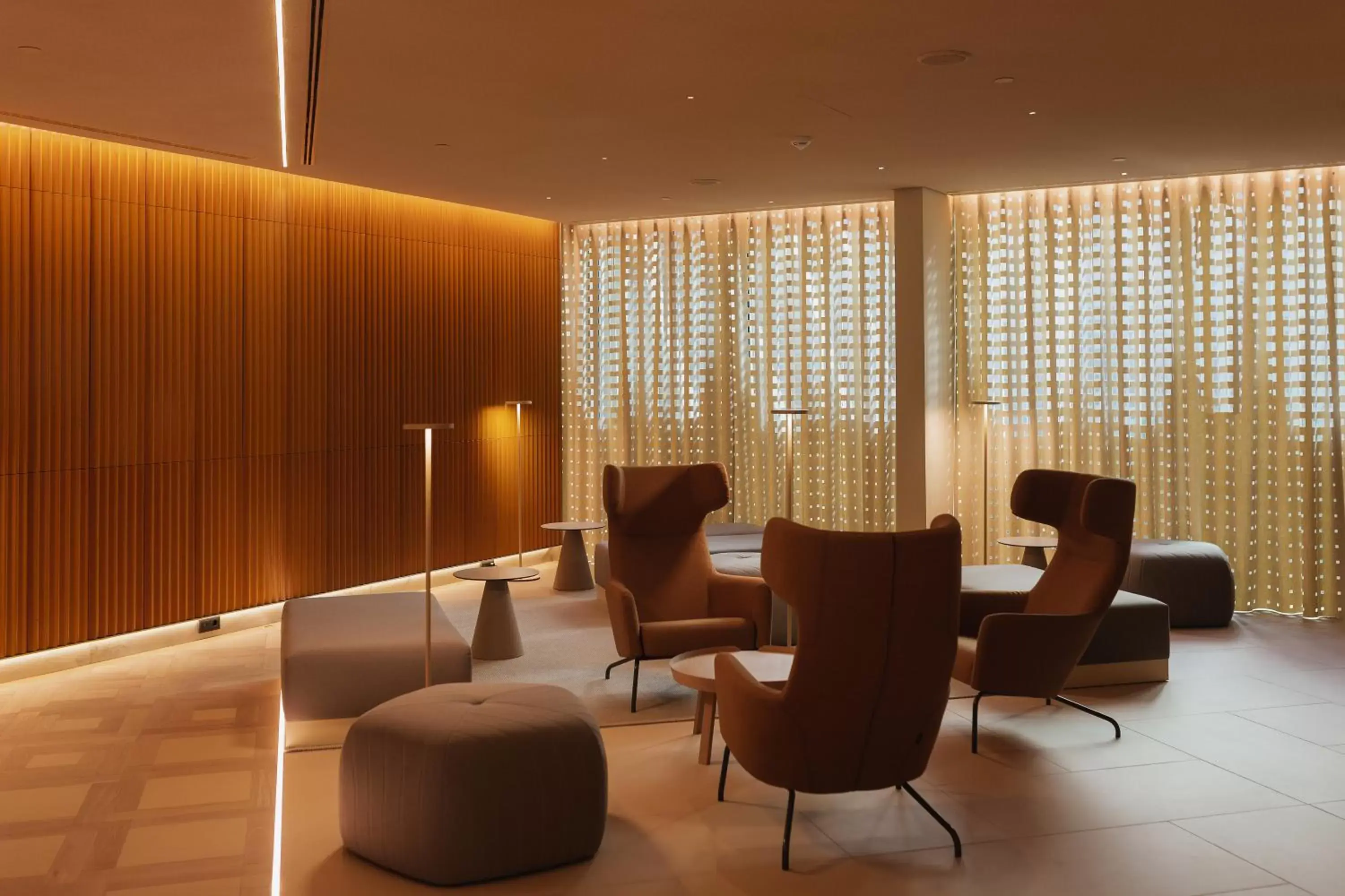 Lobby or reception, Seating Area in Lumen Hotel & The Lisbon Light Show