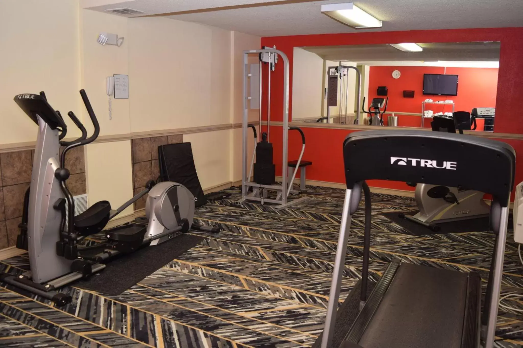 Fitness centre/facilities, Fitness Center/Facilities in Red Roof Inn Batavia