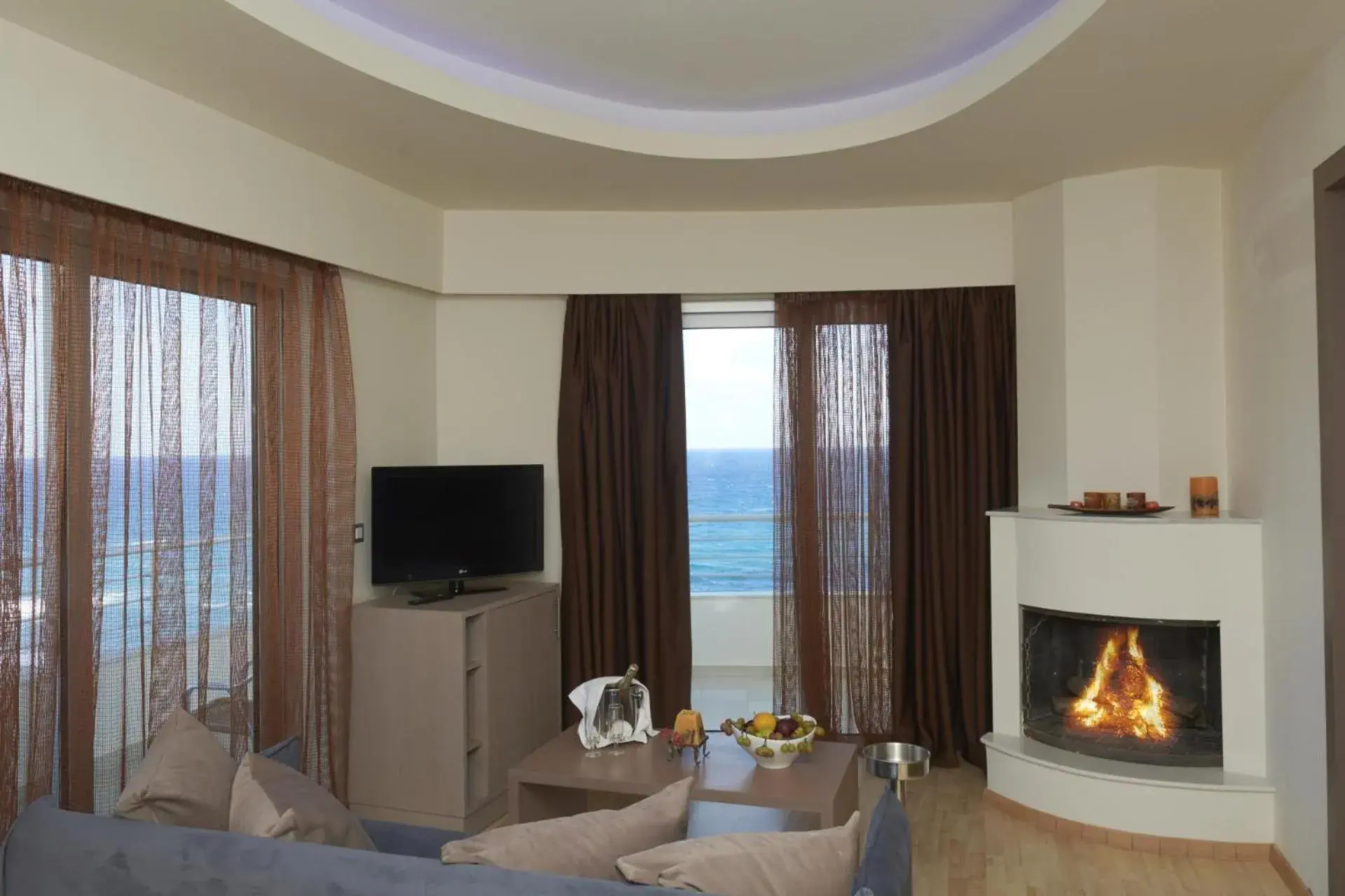 Living room in Pegasos Deluxe Beach Hotel