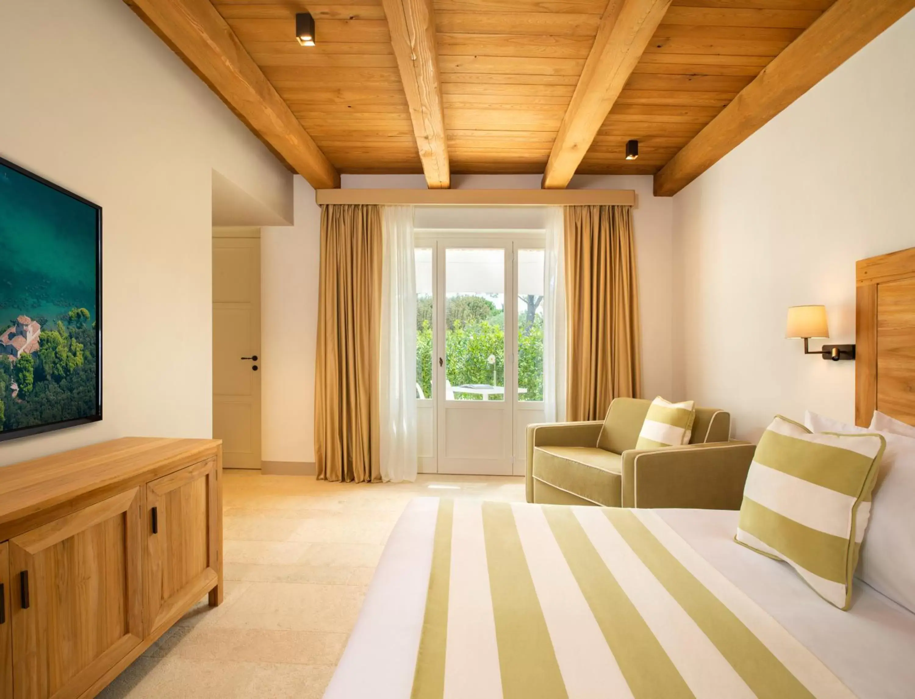 Bedroom, Seating Area in San Michele Relais & Spa