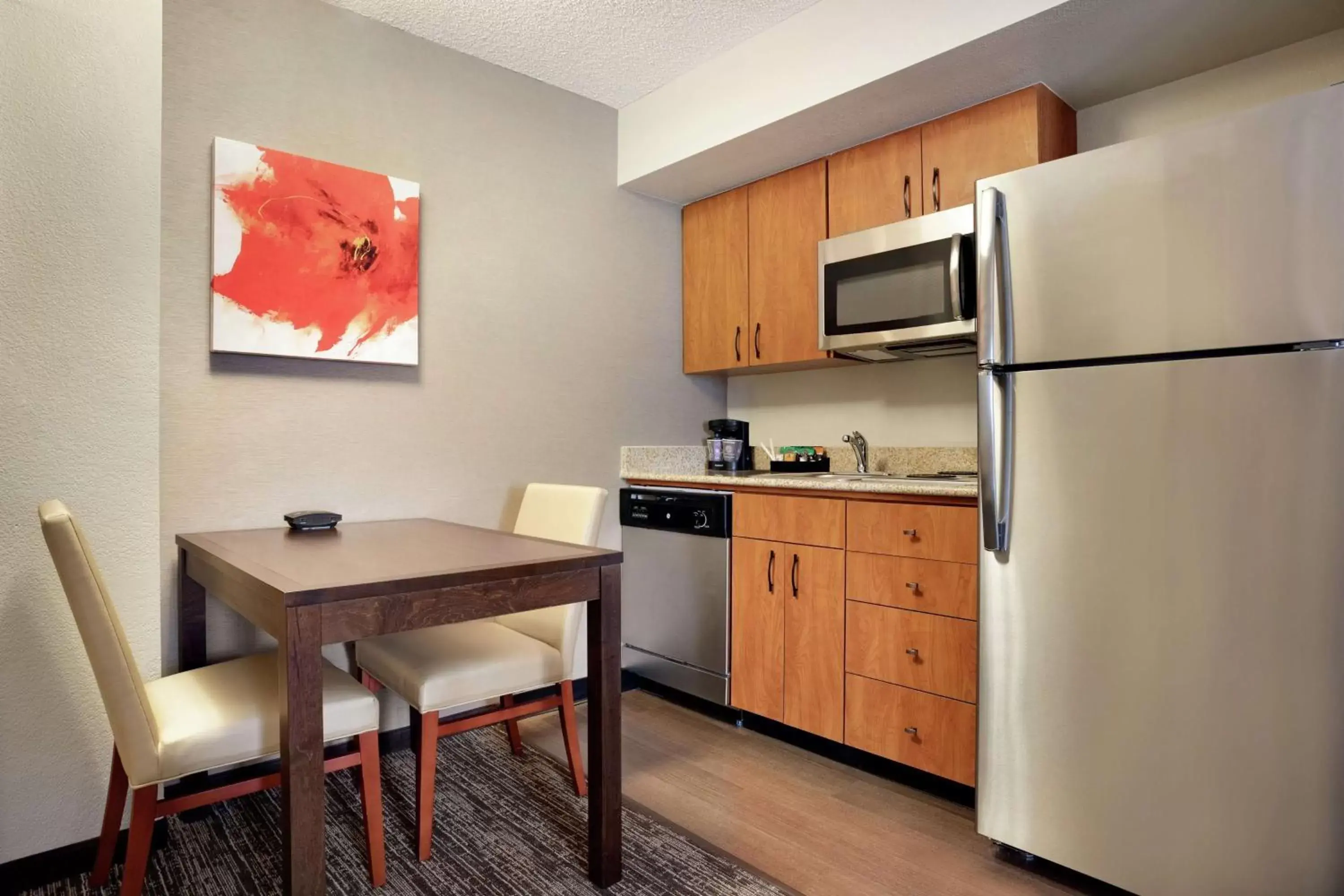 Kitchen or kitchenette, Kitchen/Kitchenette in Homewood Suites by Hilton Phoenix-Chandler