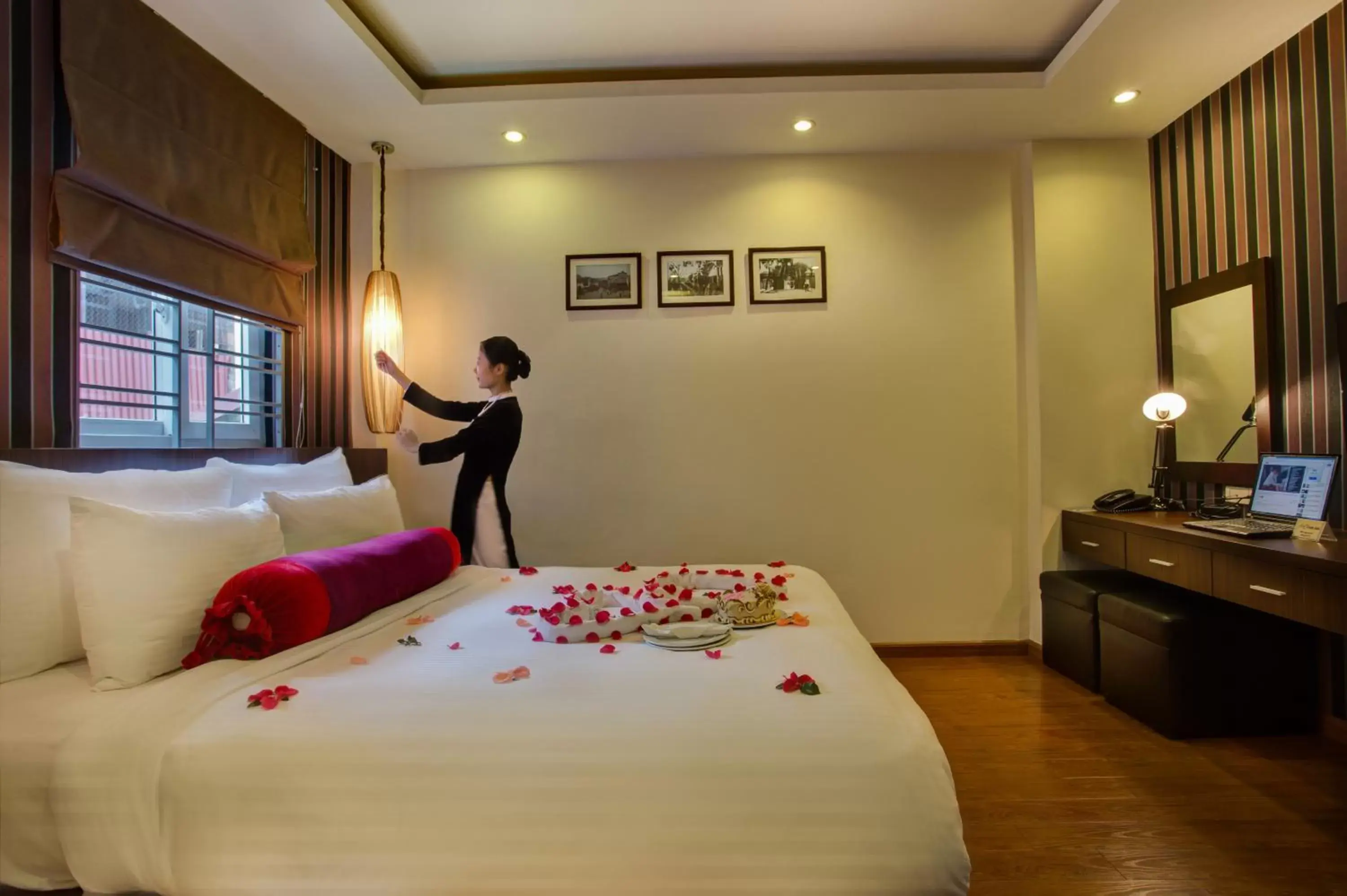 Bedroom in Golden Art Hotel