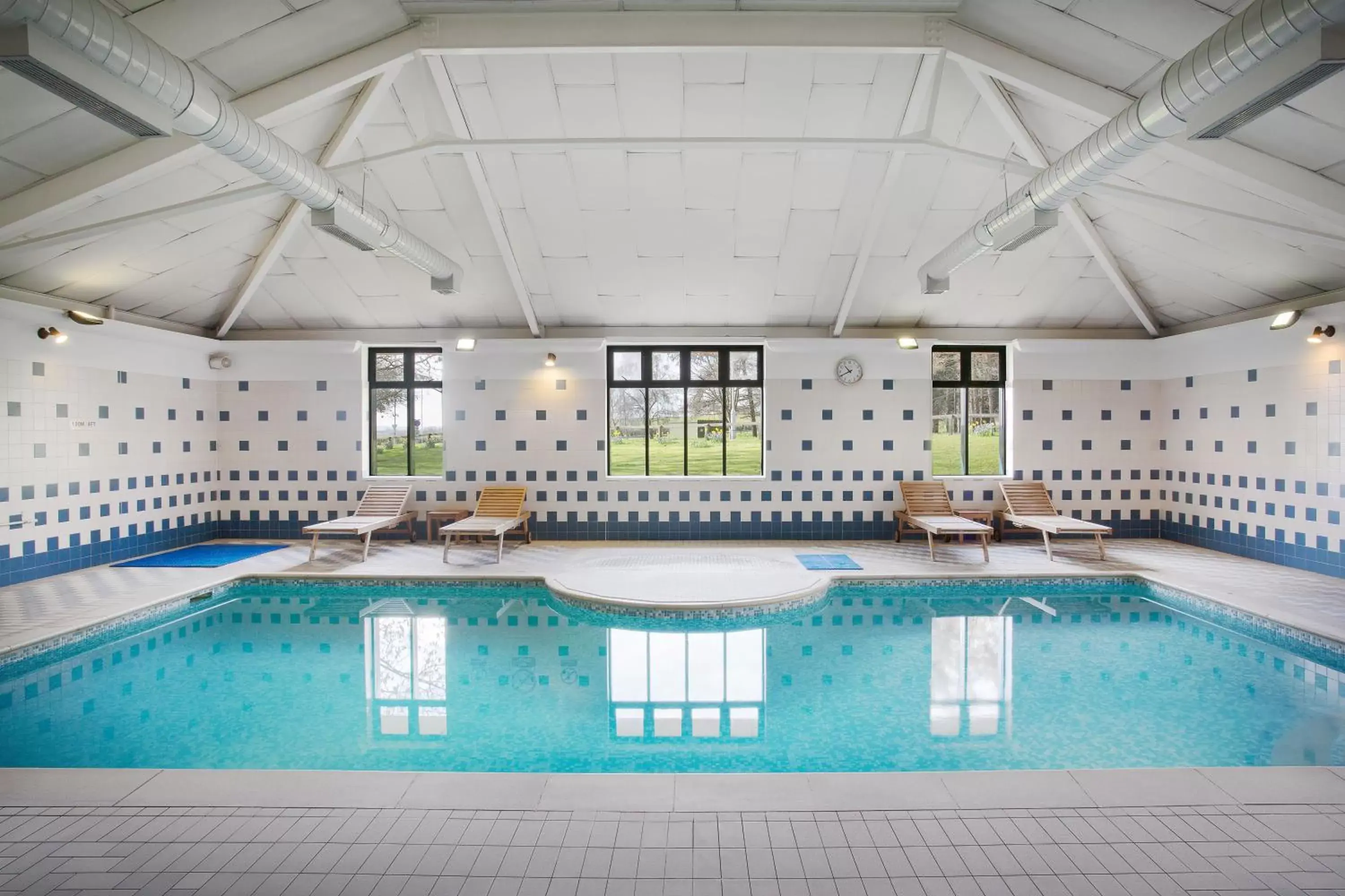 Swimming Pool in Leonardo Hotel East Midlands Airport - Formerly Jurys Inn
