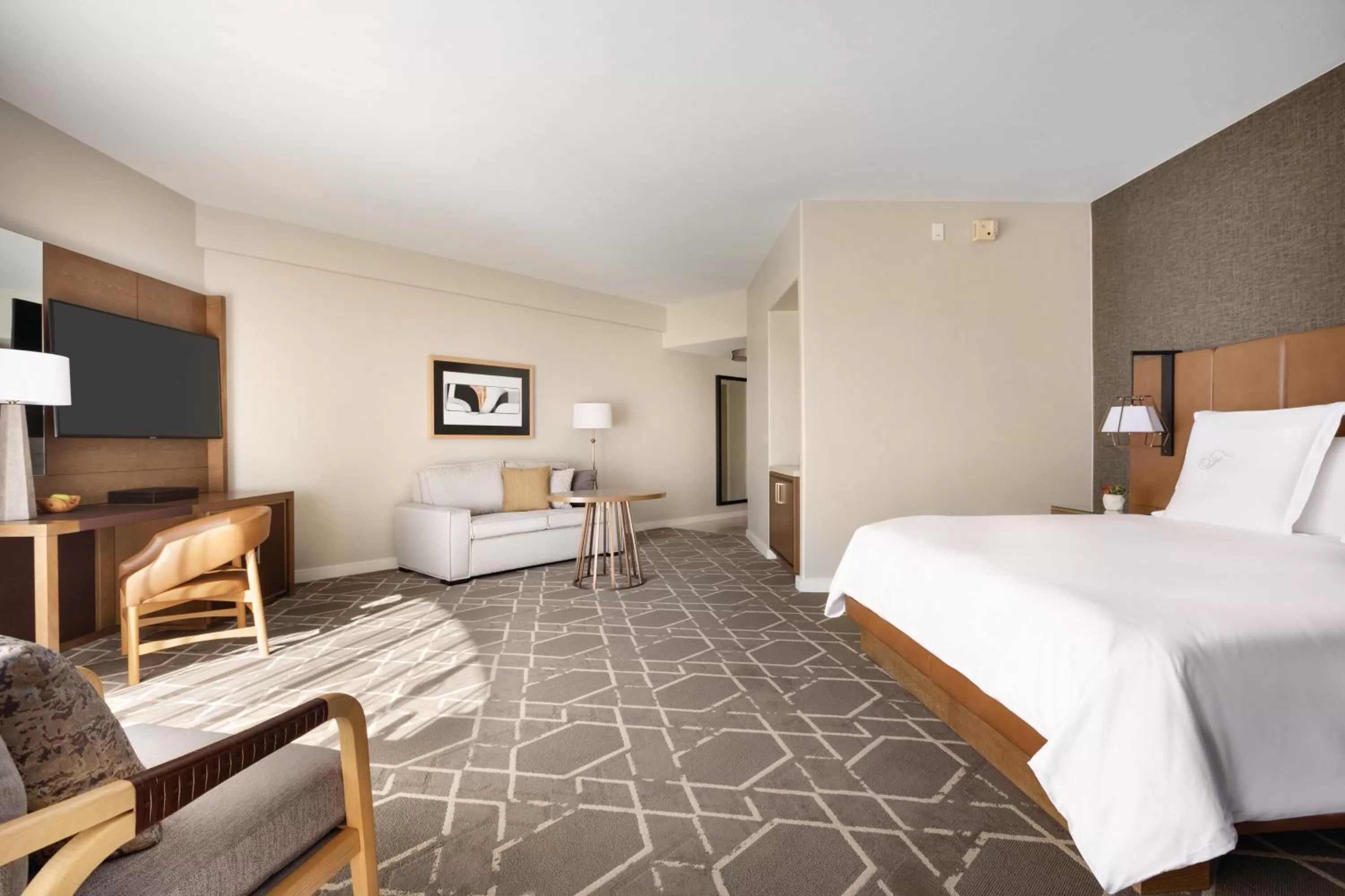 Bedroom, Bed in Fairmont Scottsdale Princess