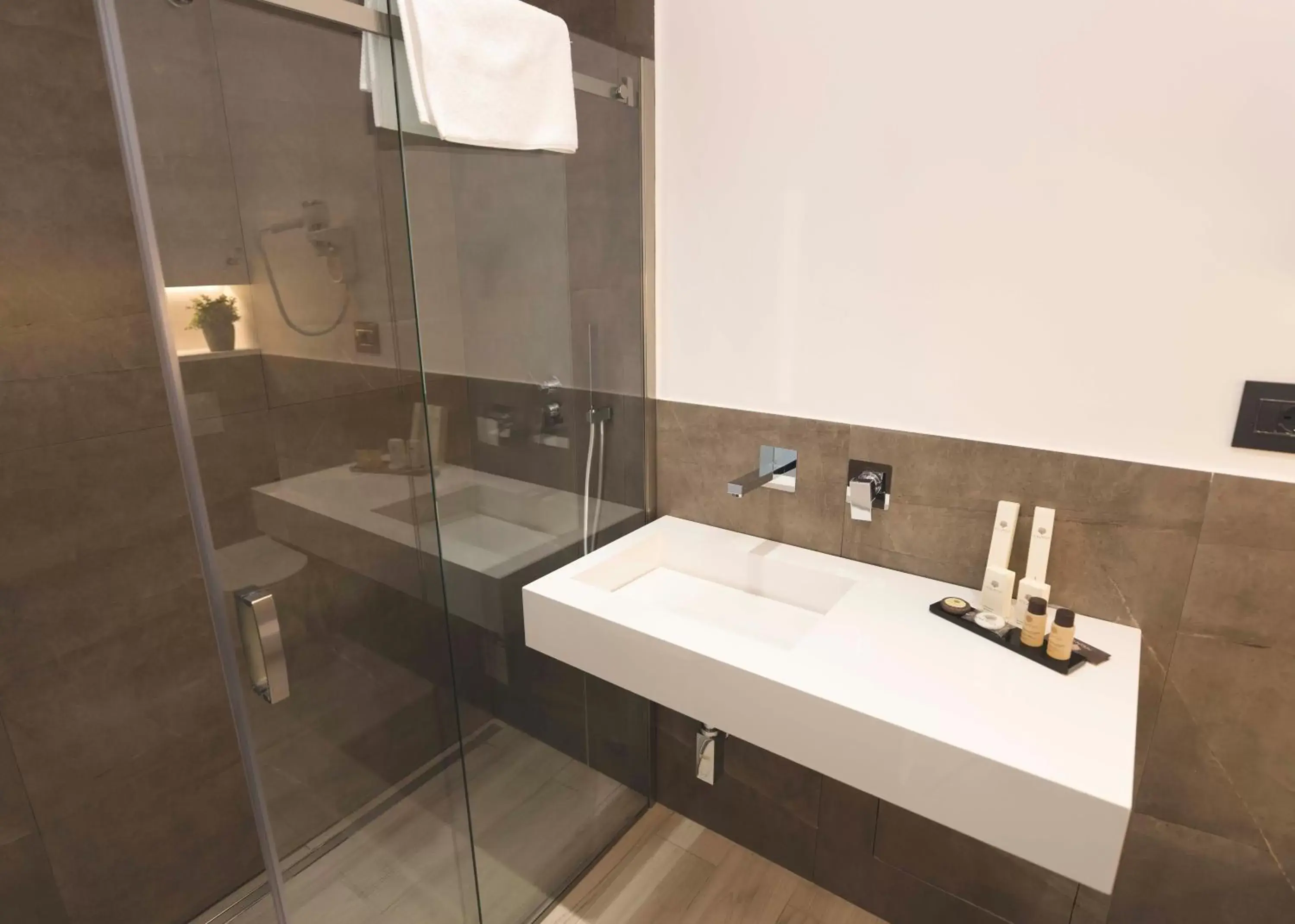 Shower, Bathroom in Thalya Luxury Rooms