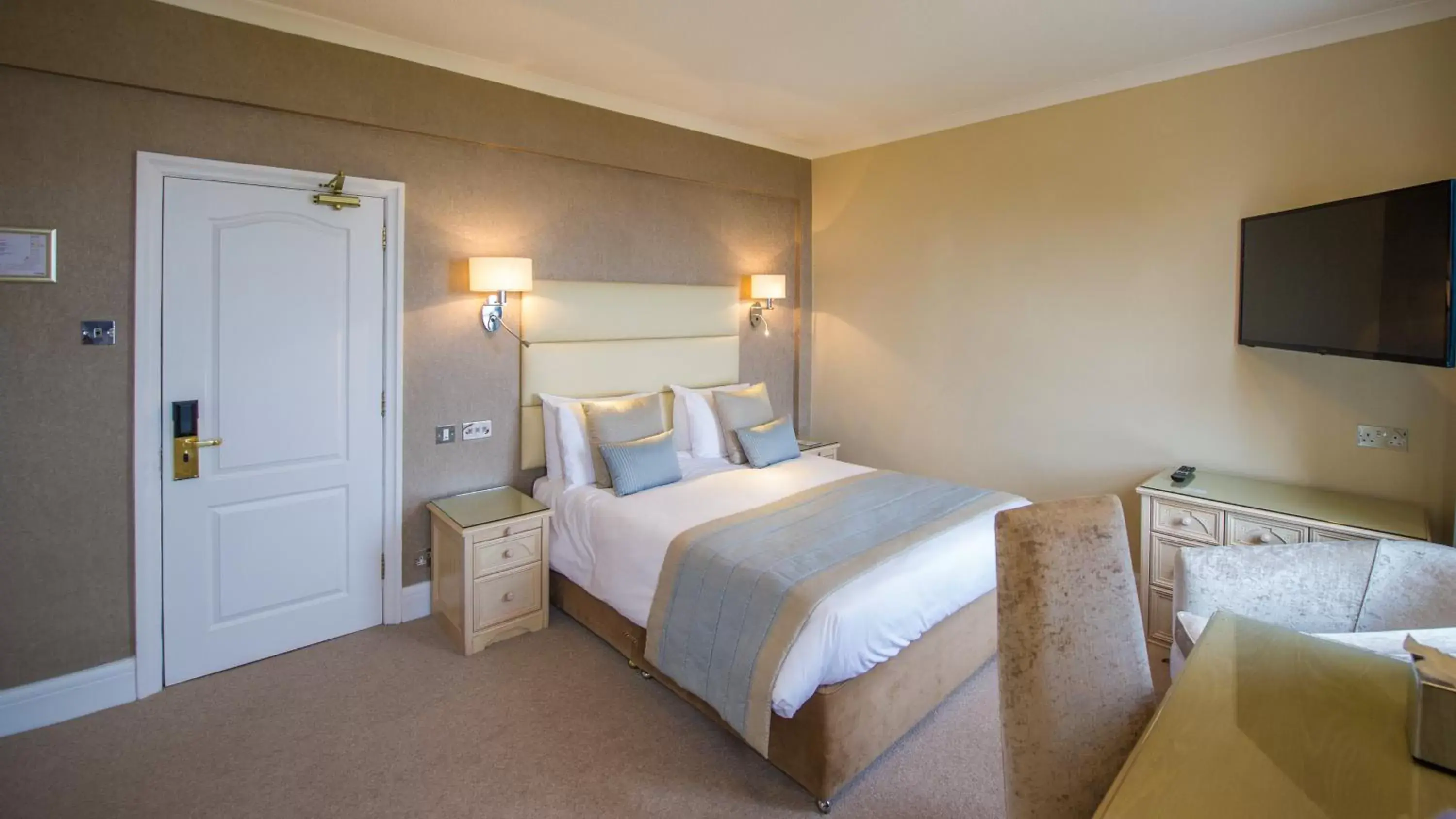 Photo of the whole room, Bed in The Carlyon Bay Hotel and Spa