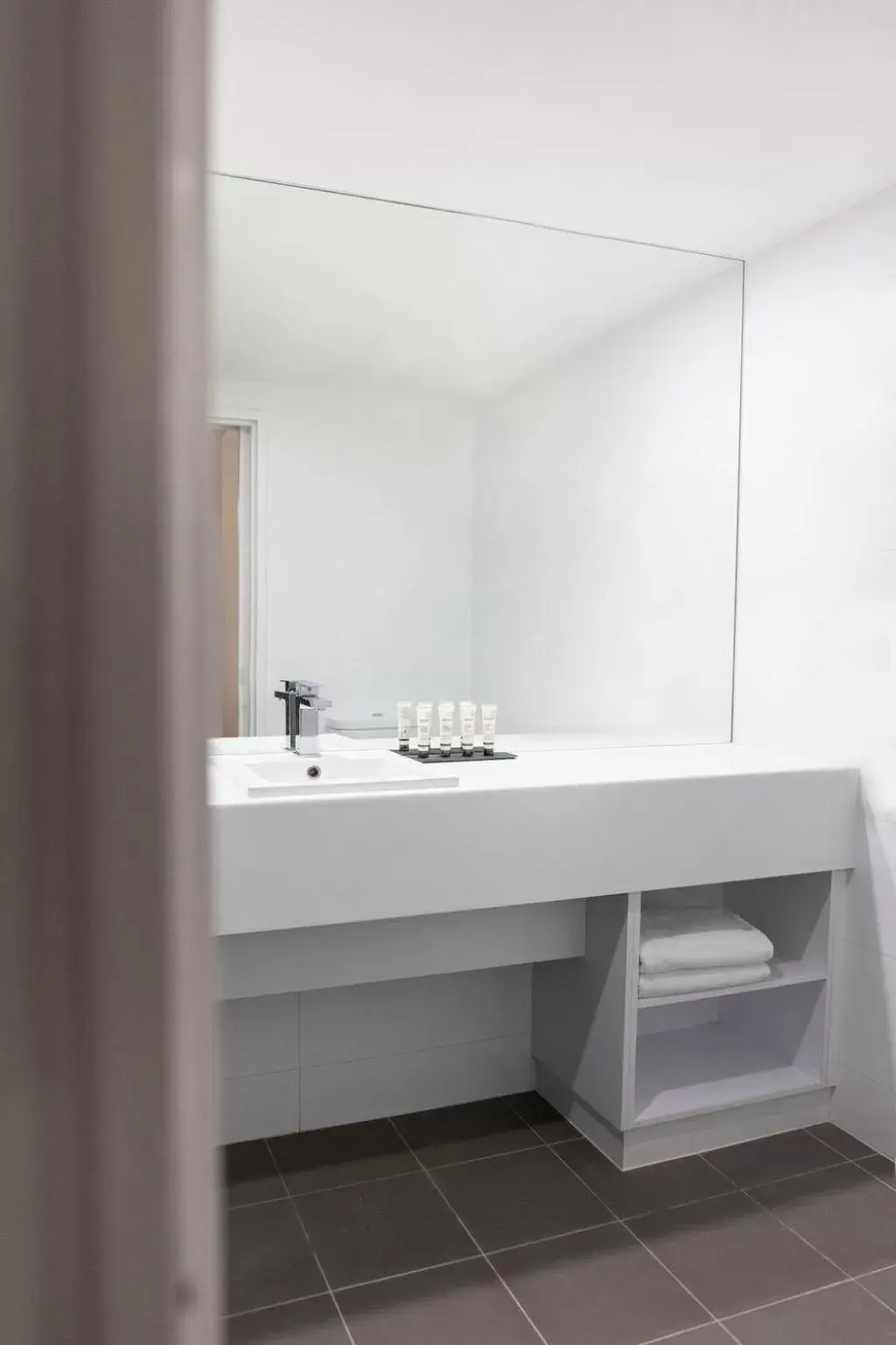 Bathroom in Hotel Grand Chancellor Brisbane