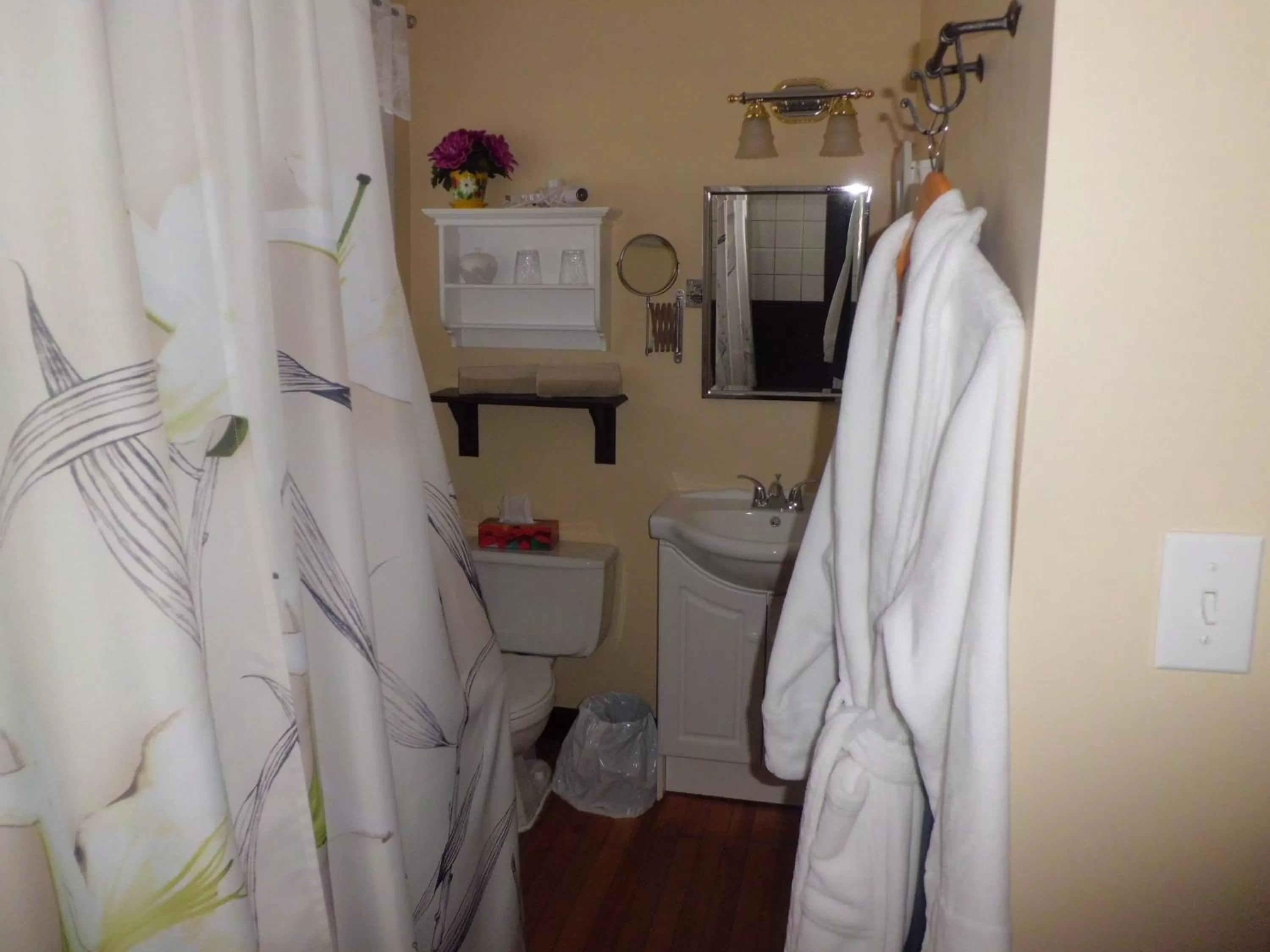 Other, Bathroom in Au Coeur De Magog