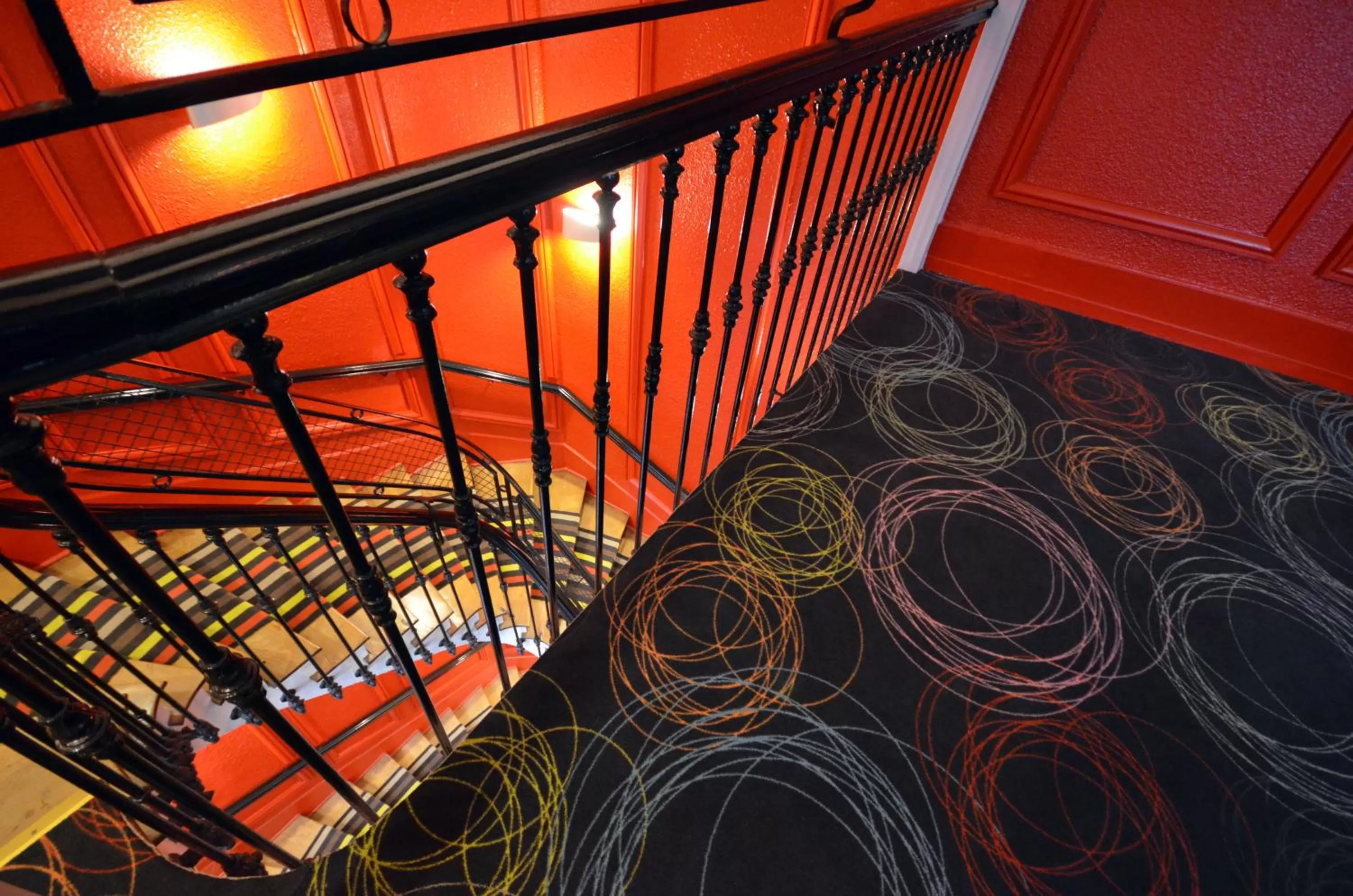 Lobby or reception in Best Western Dijon Centre Gare