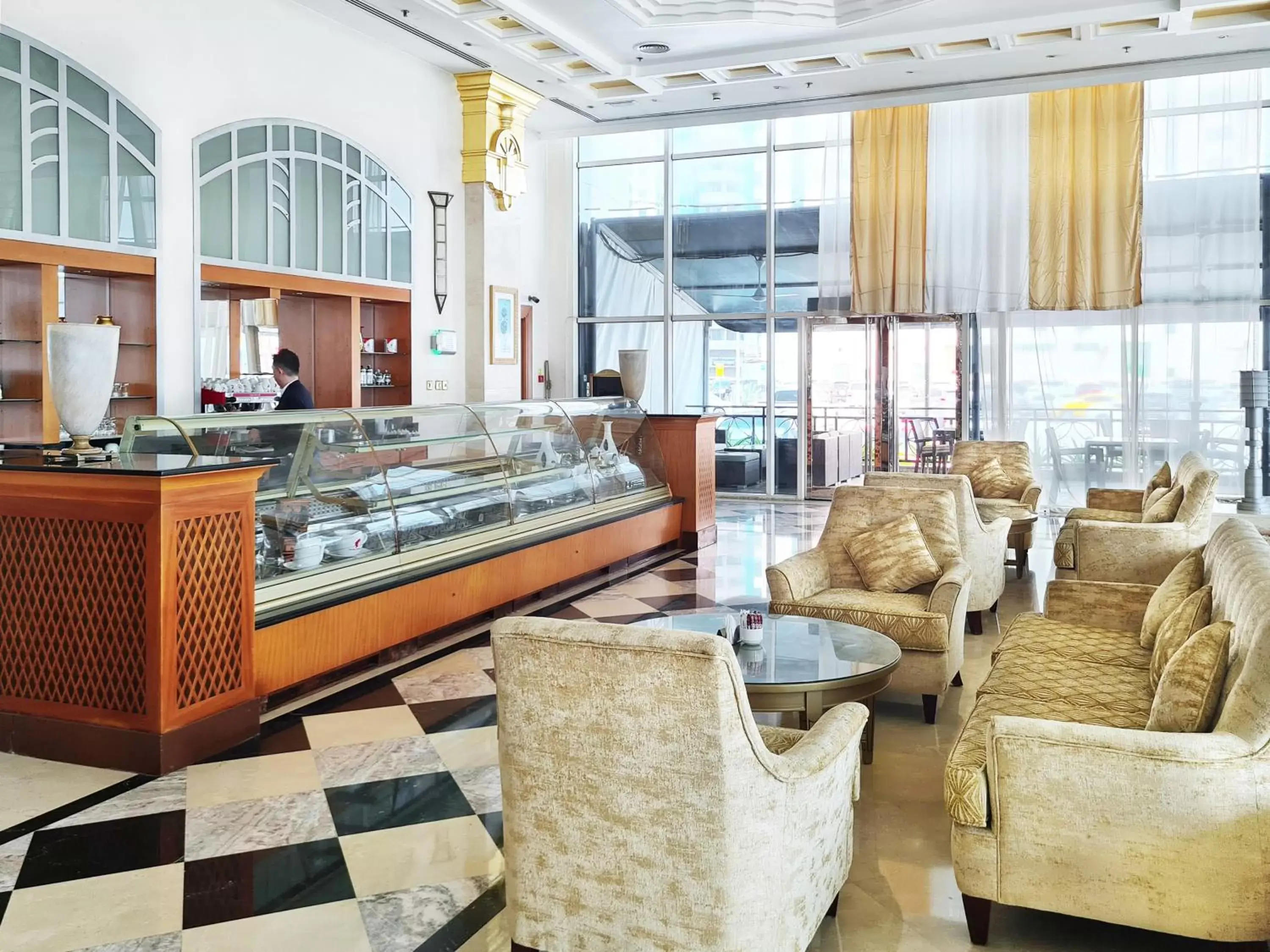 Restaurant/places to eat in Corniche Hotel Sharjah