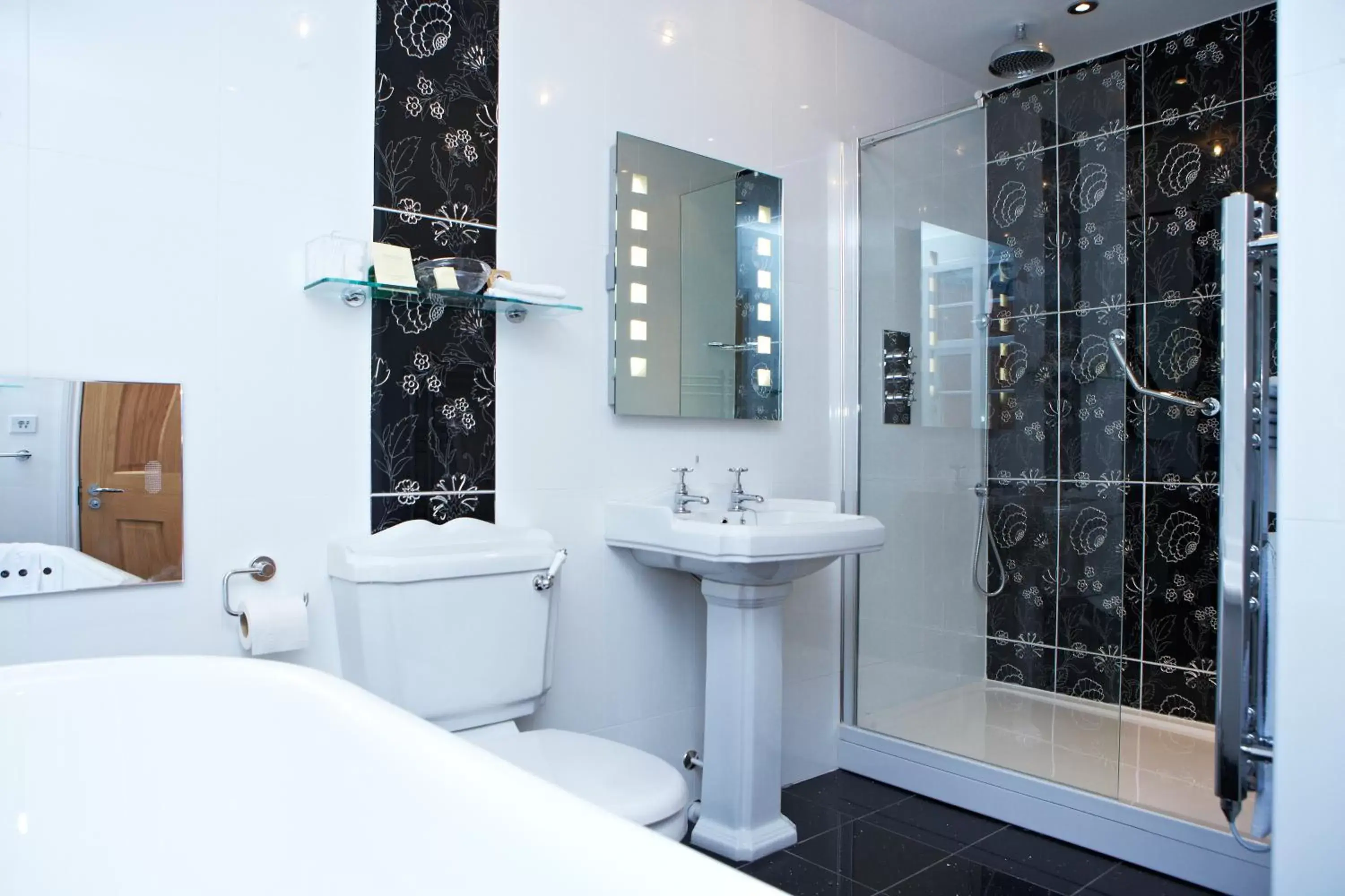 Bathroom in The Villa Country House Hotel