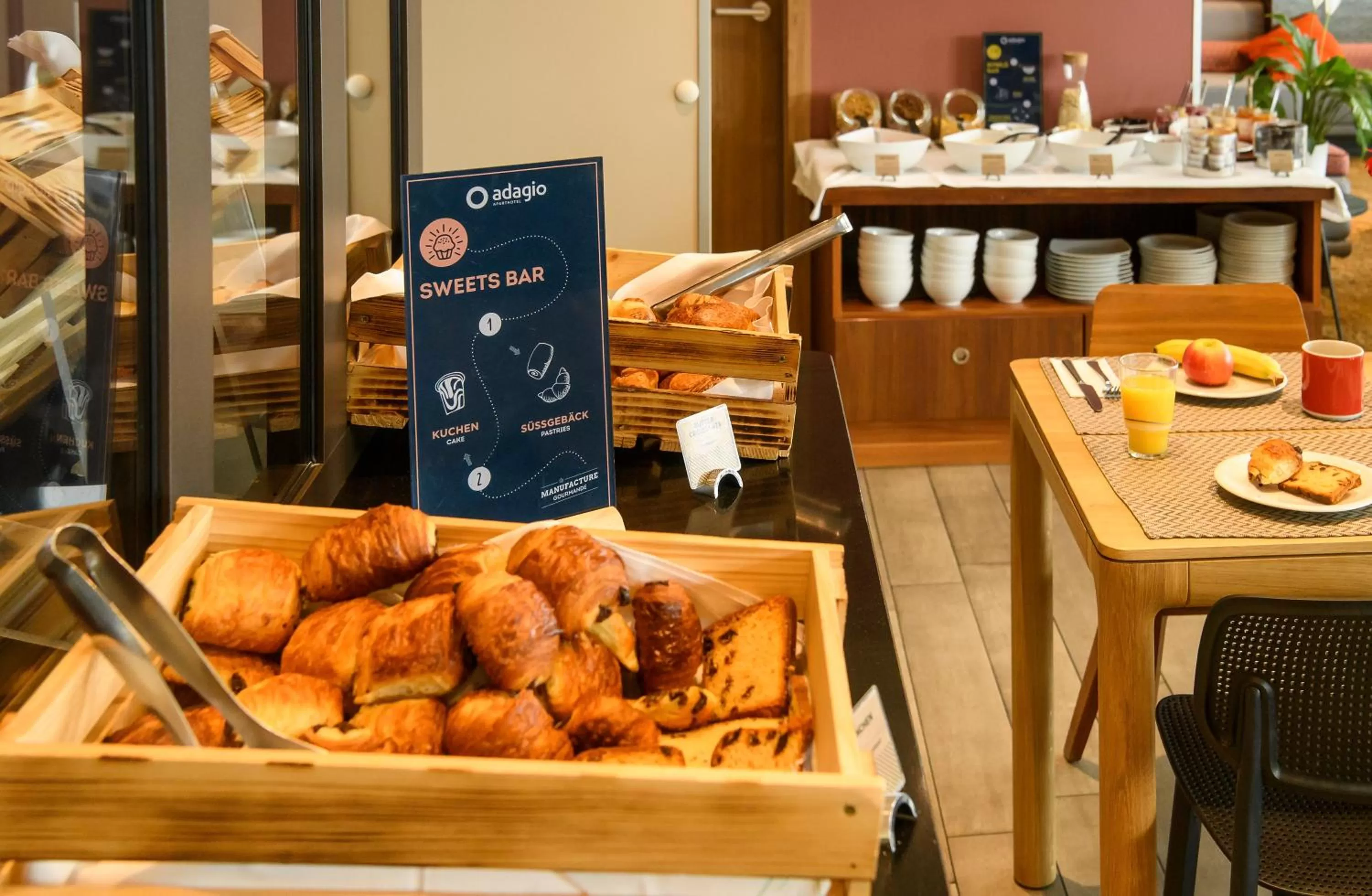 Food in Aparthotel Adagio Muenchen City