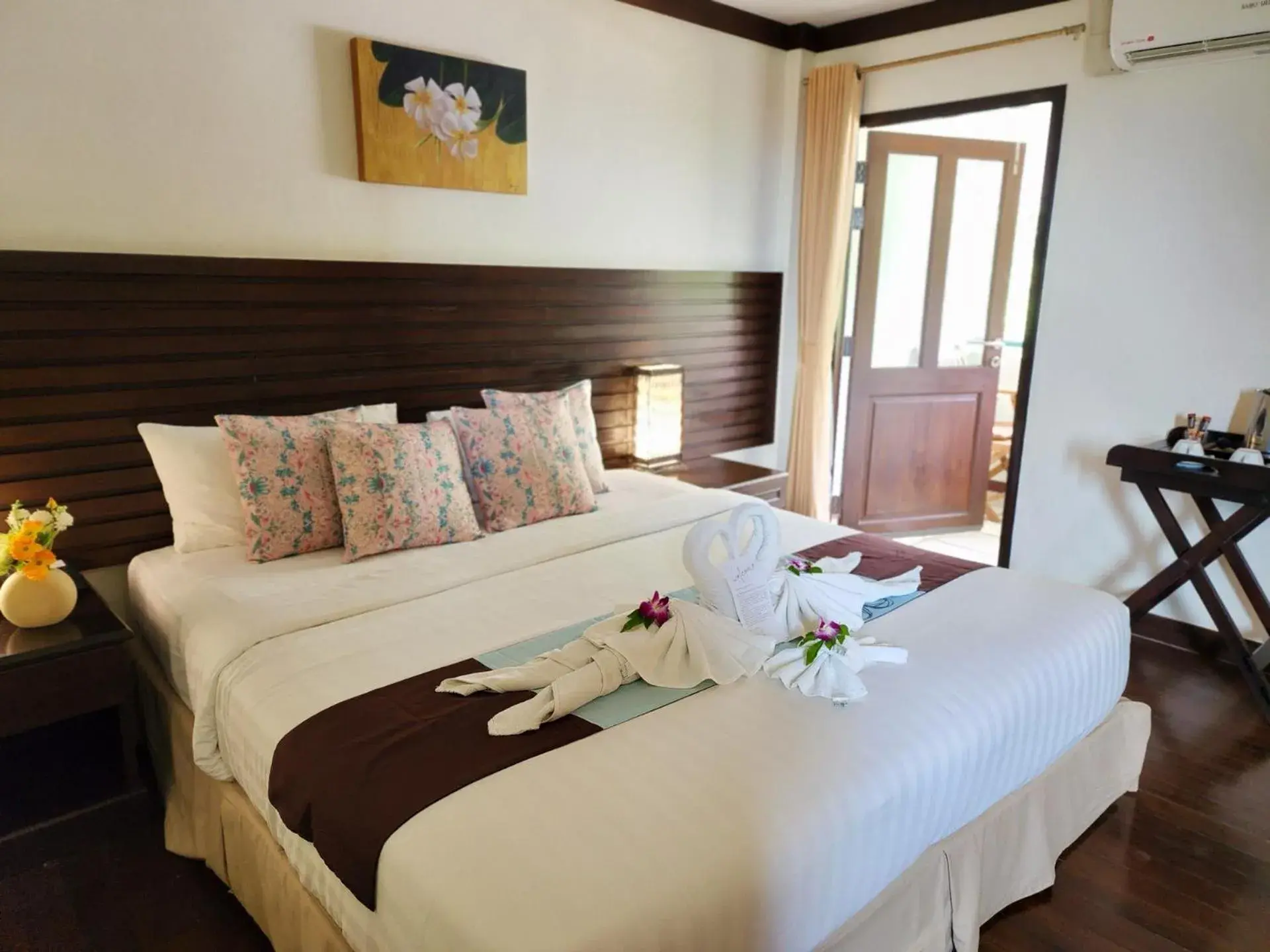 Bed in Lanta Mermaid Boutique House