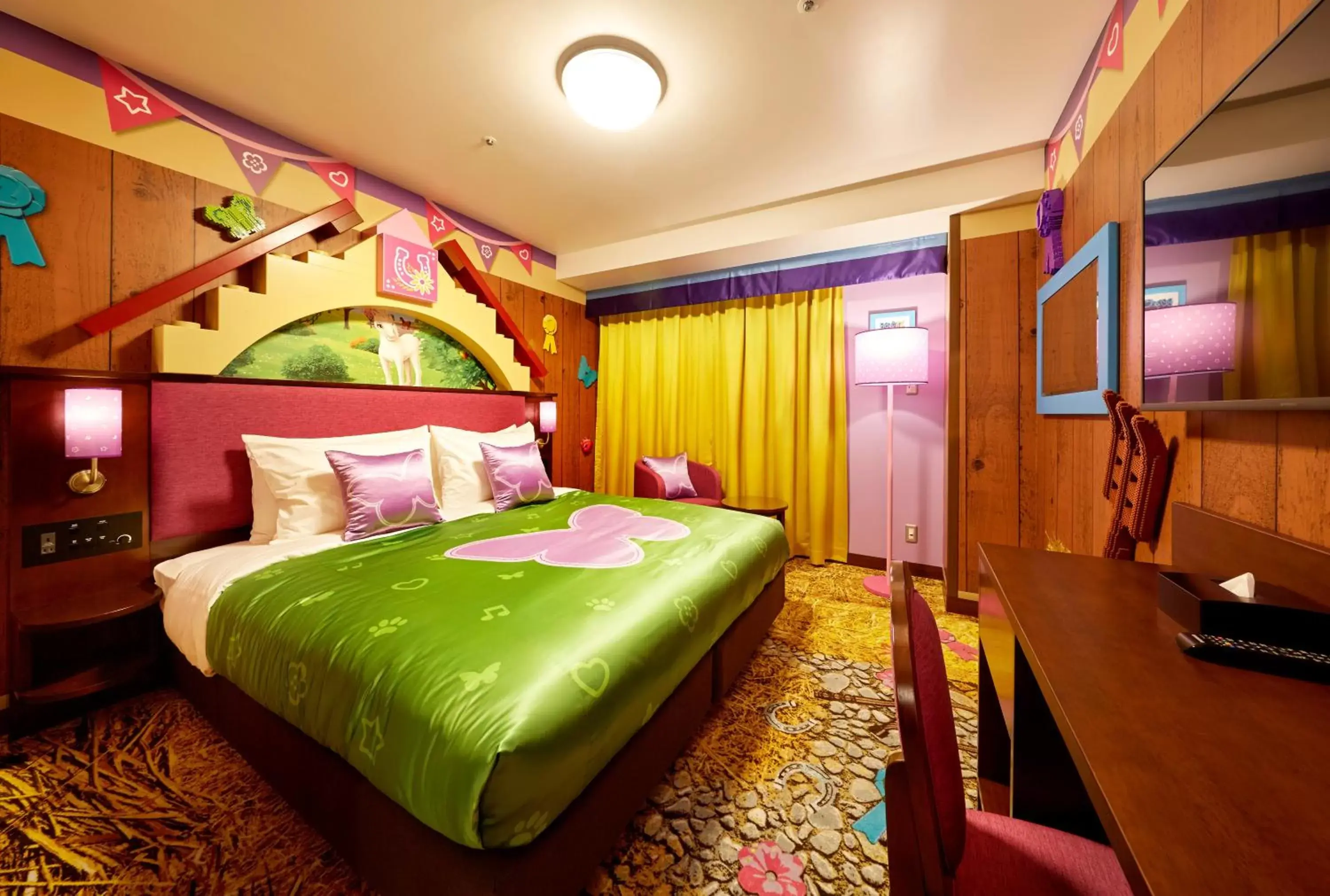 Bed in LEGOLAND Japan Hotel