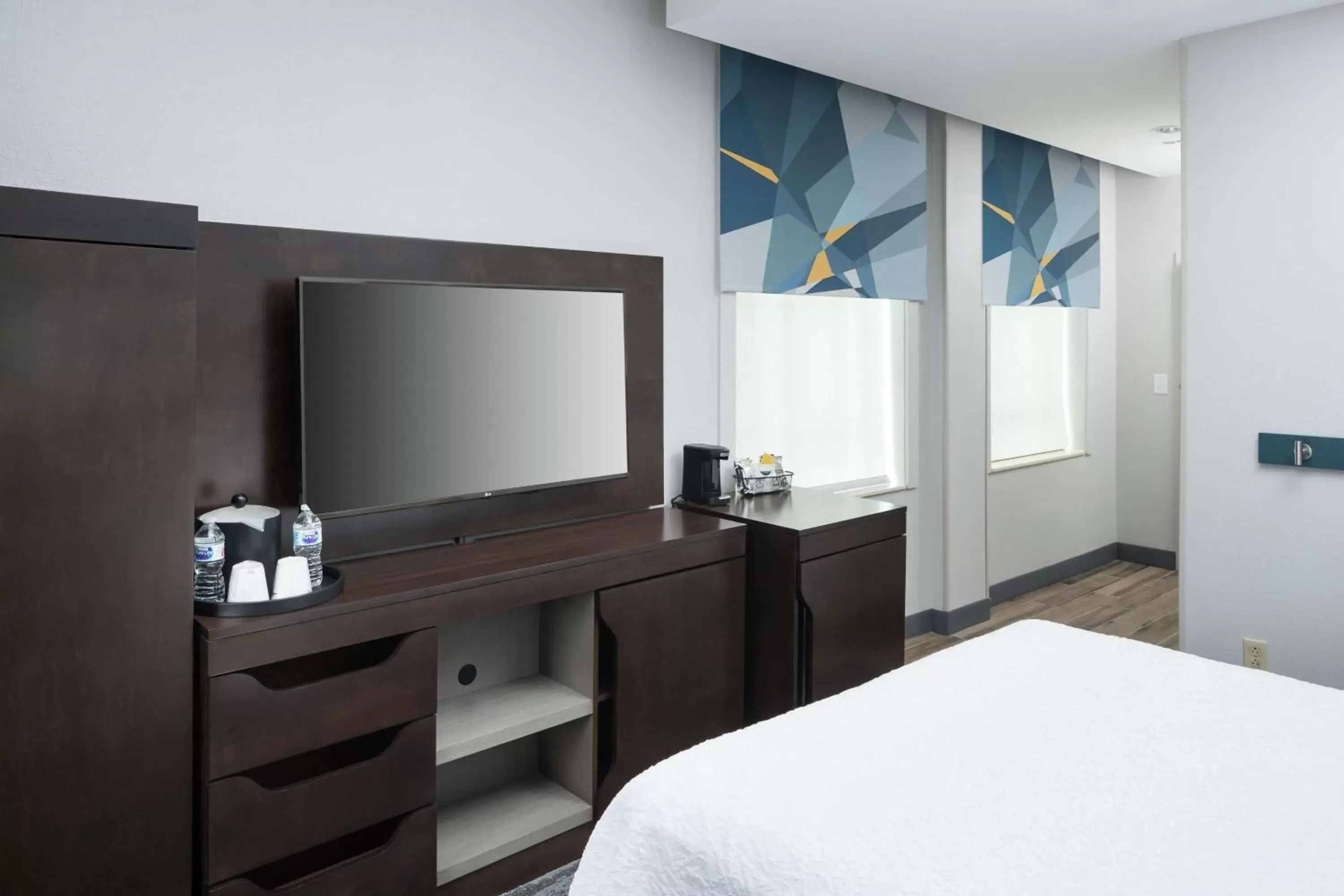 Bedroom, Bed in Hampton Inn & Suites Atlanta-Downtown