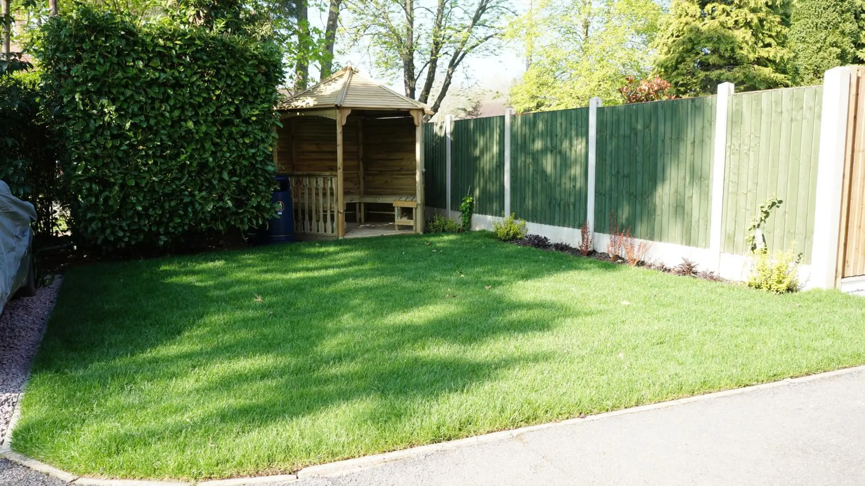 Garden view, BBQ Facilities in The Lawn Guest House Gatwick