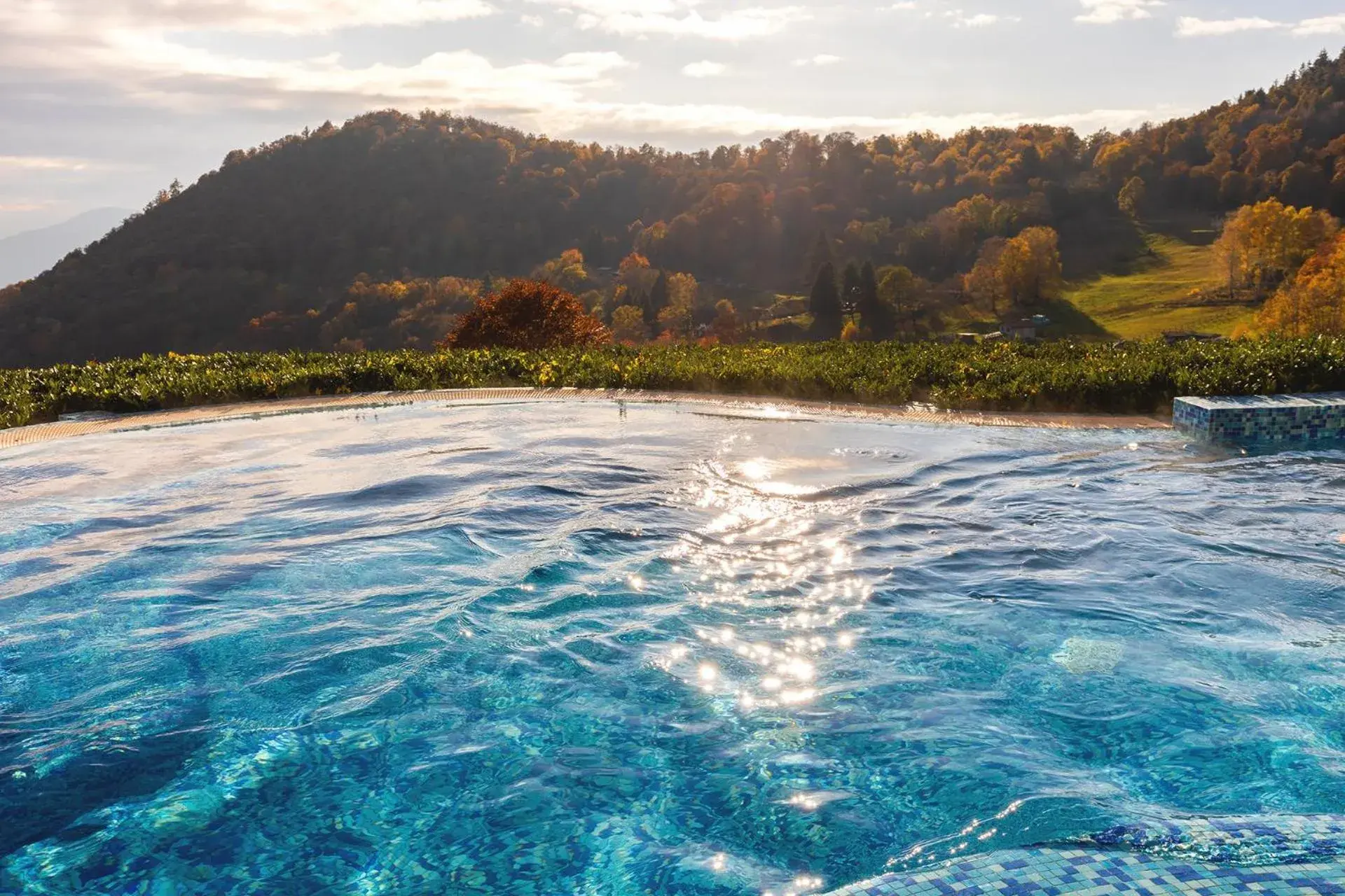 Swimming pool in Kurhaus Cademario Hotel & DOT Spa - Ticino Hotels Group