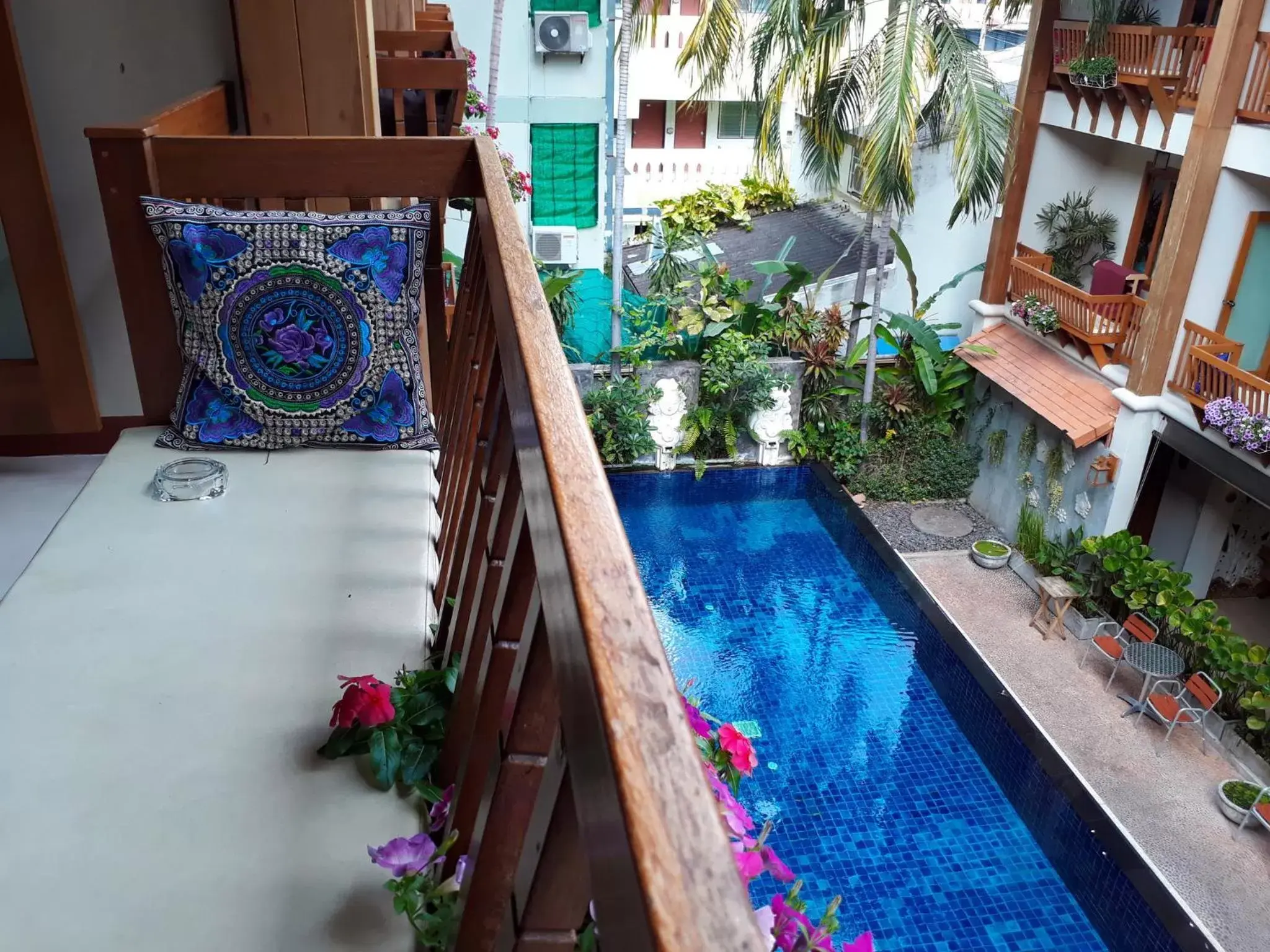 Balcony/Terrace, Pool View in Vieng Mantra Hotel