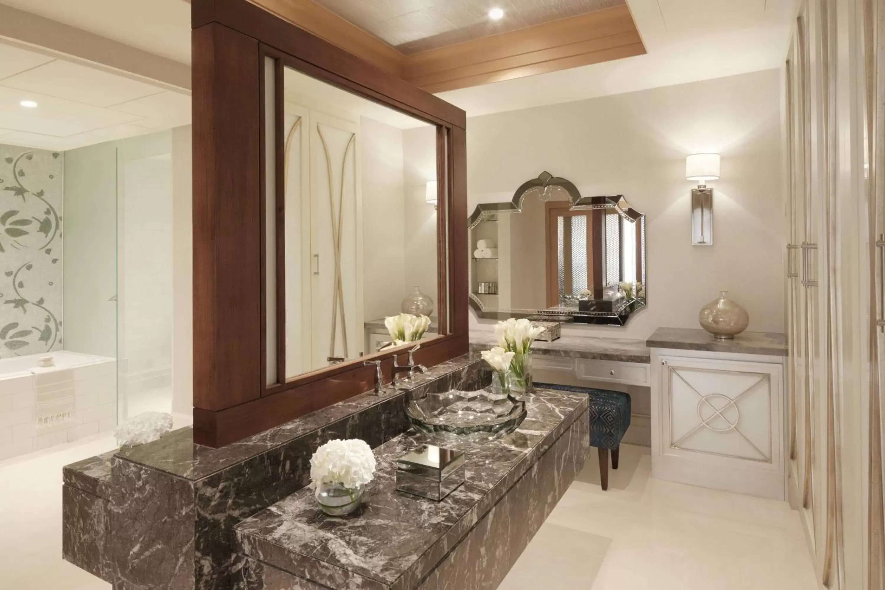 Bathroom in The Ritz-Carlton Abu Dhabi, Grand Canal