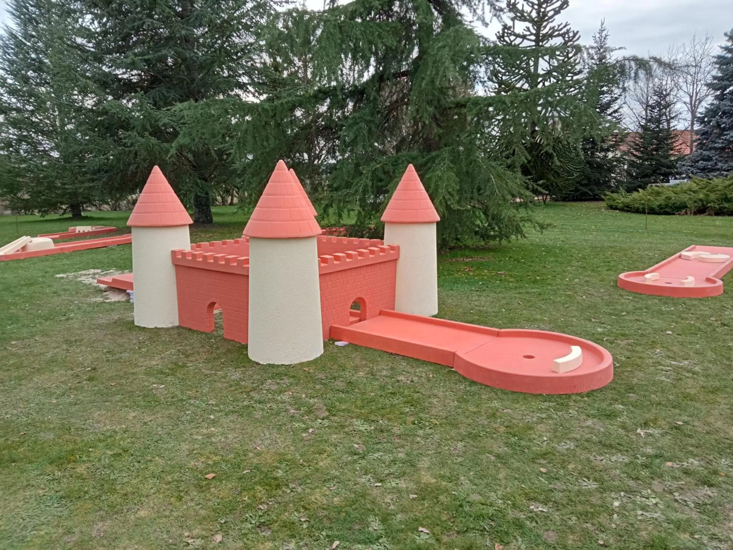 Golfcourse in A l'Orée du Parc