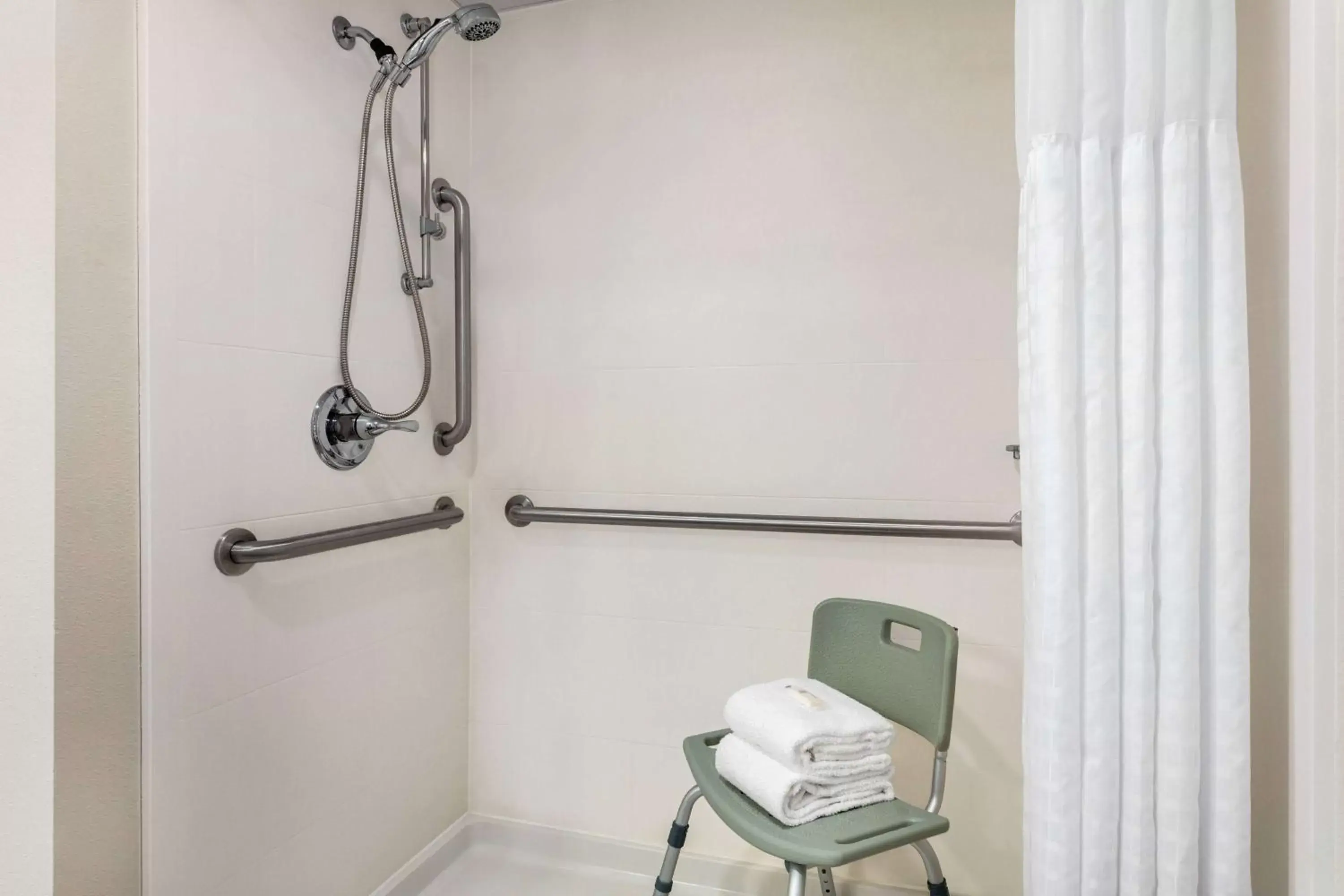 Shower, Bathroom in AmericInn by Wyndham Baudette