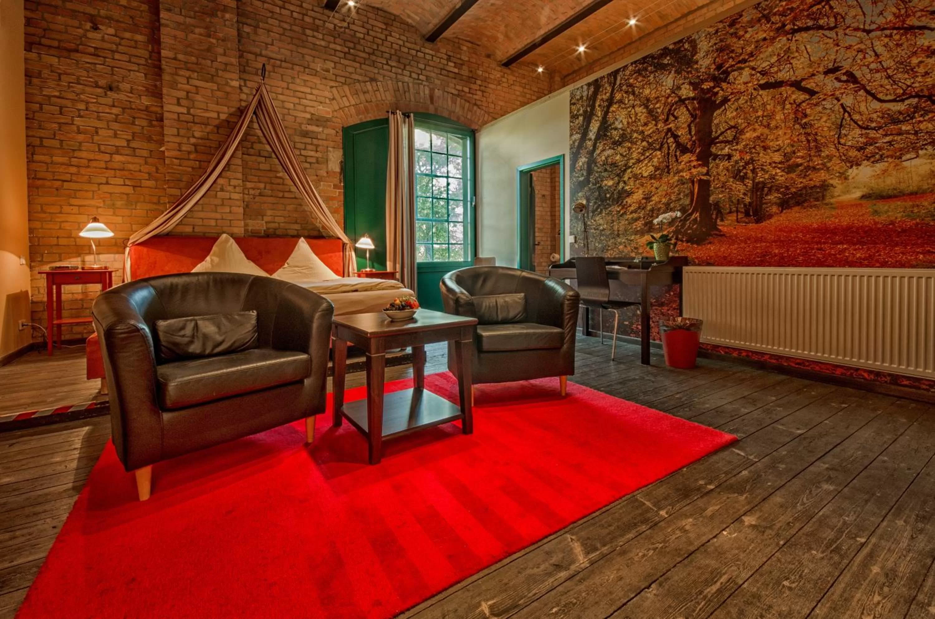 Photo of the whole room in Hotel zur Henne