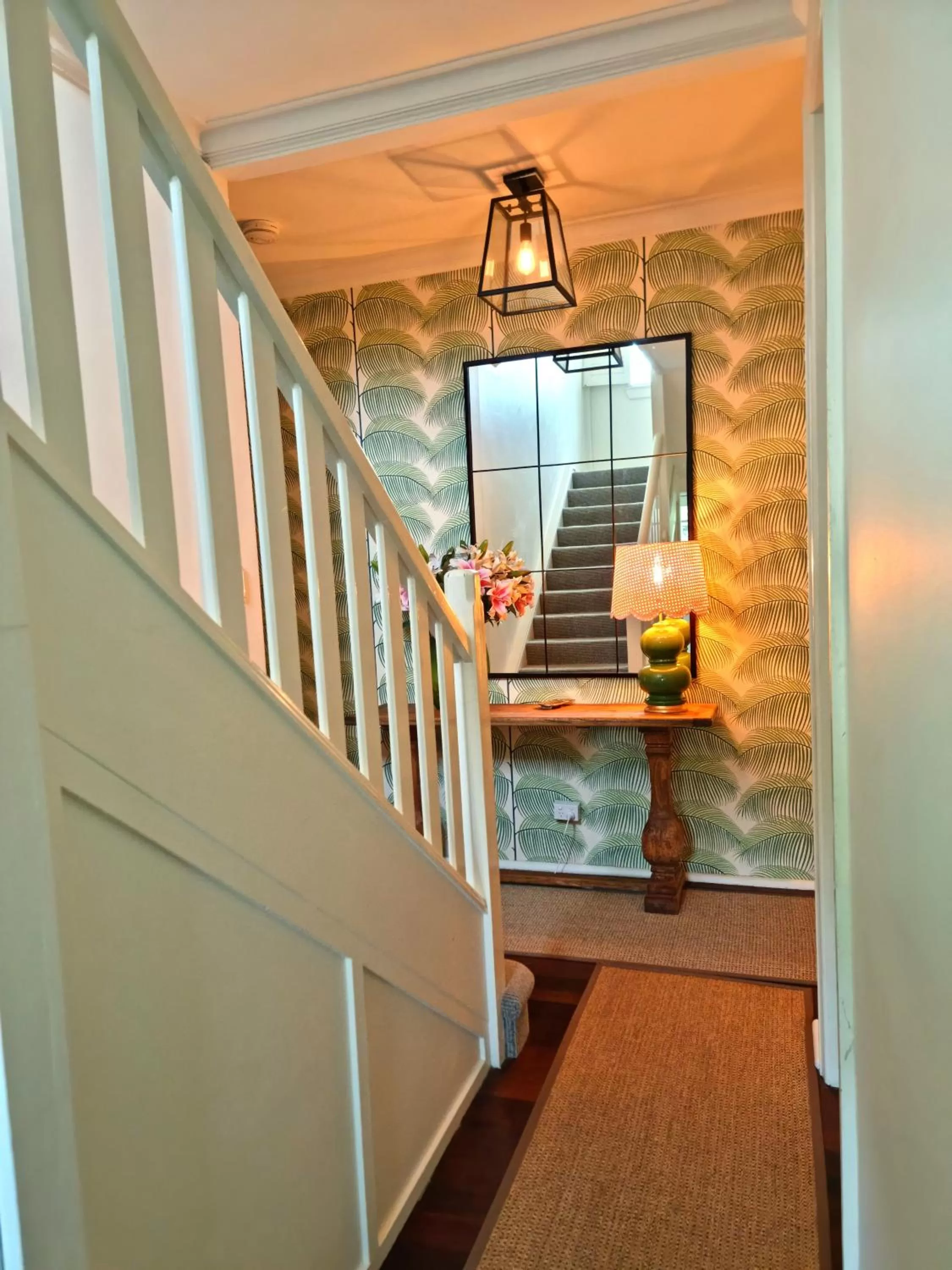 Property building in Edward Lodge New Fam