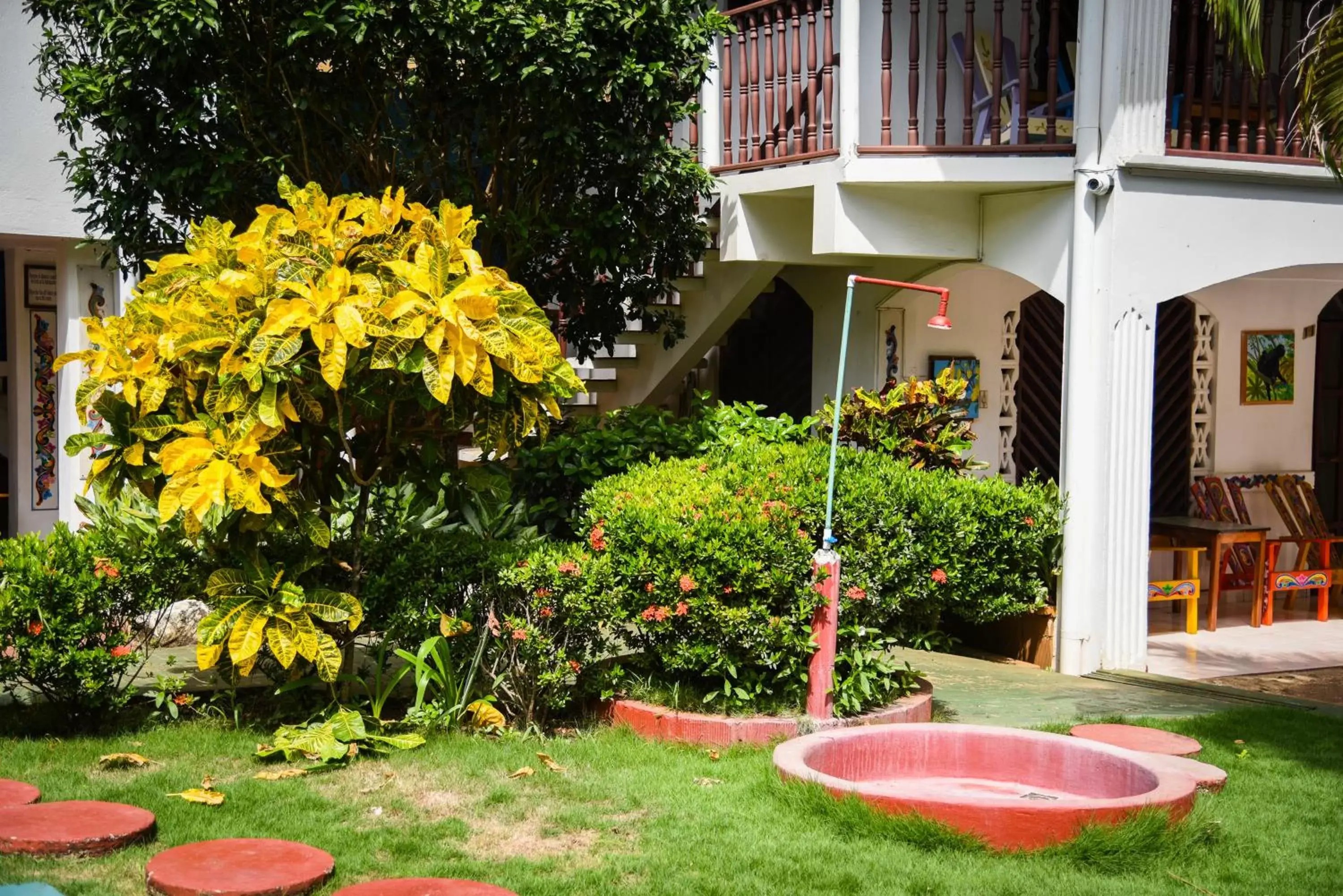 Garden view, Property Building in Hotel Marielos