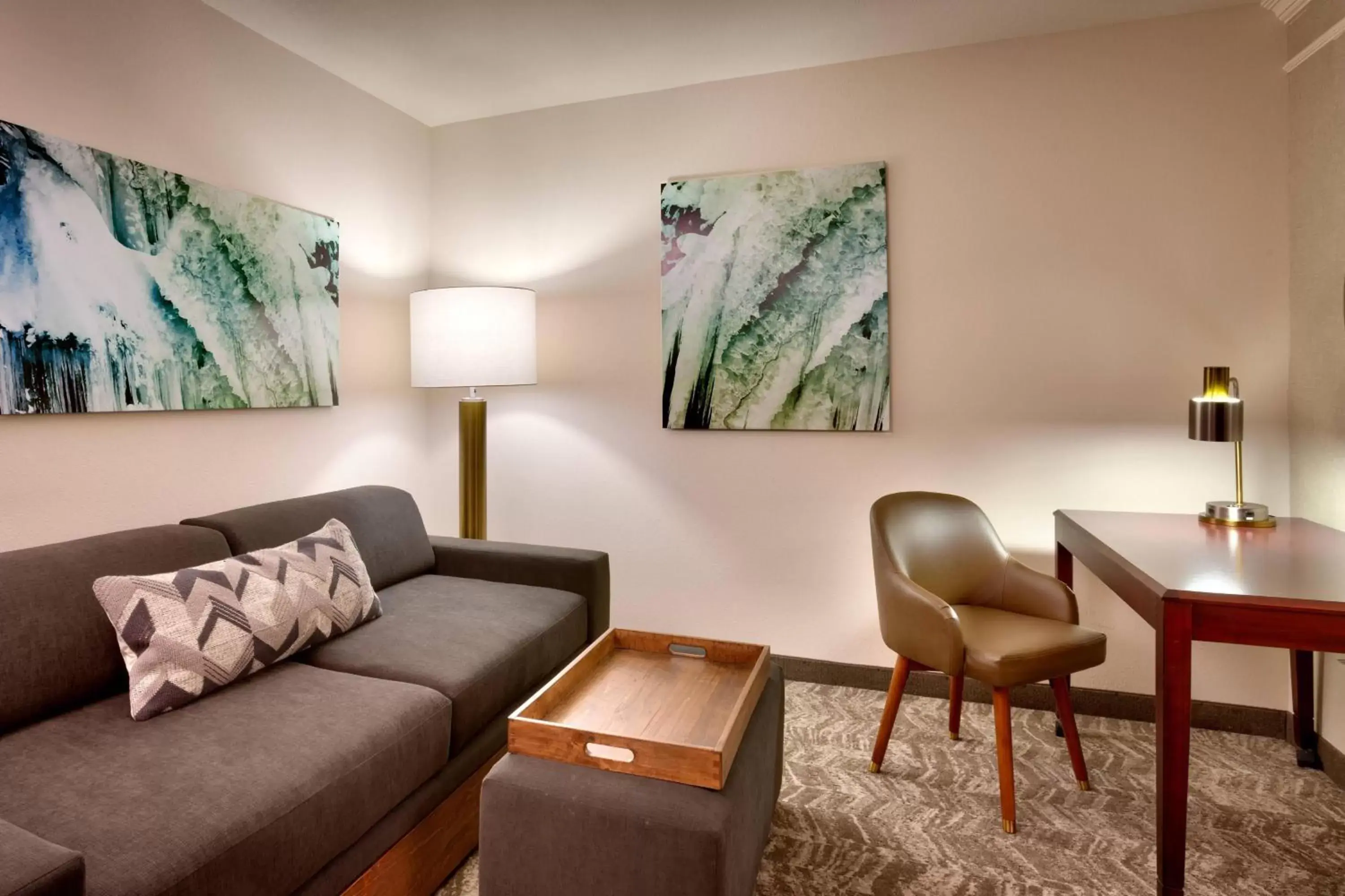 Living room, Seating Area in SpringHill Suites Lehi at Thanksgiving Point