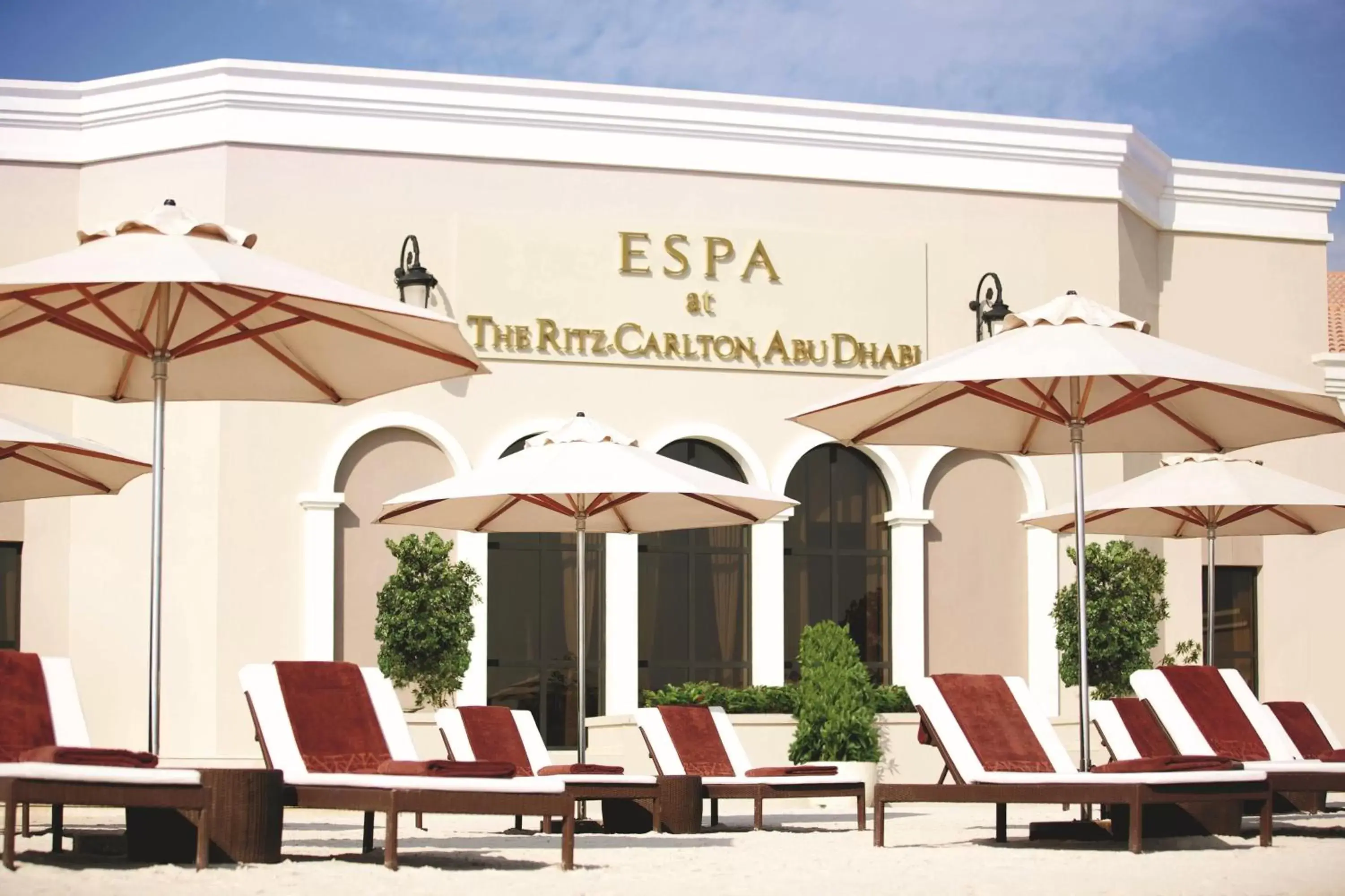 Spa and wellness centre/facilities, Property Building in The Ritz-Carlton Abu Dhabi, Grand Canal