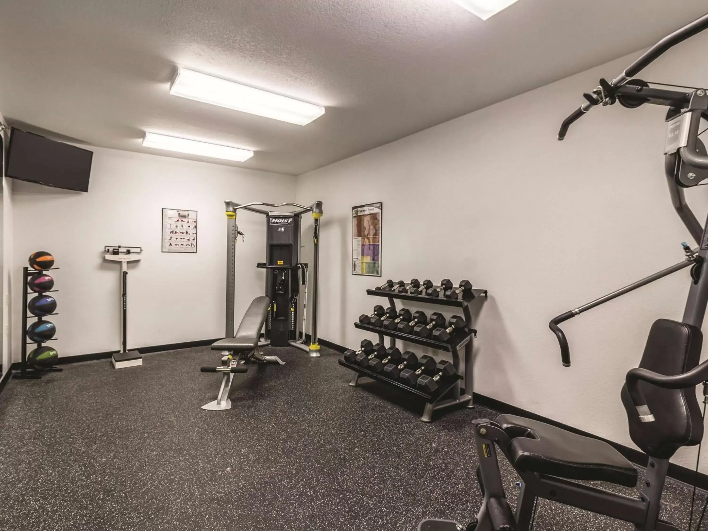 Fitness centre/facilities, Fitness Center/Facilities in La Quinta by Wyndham Fargo-Medical Center