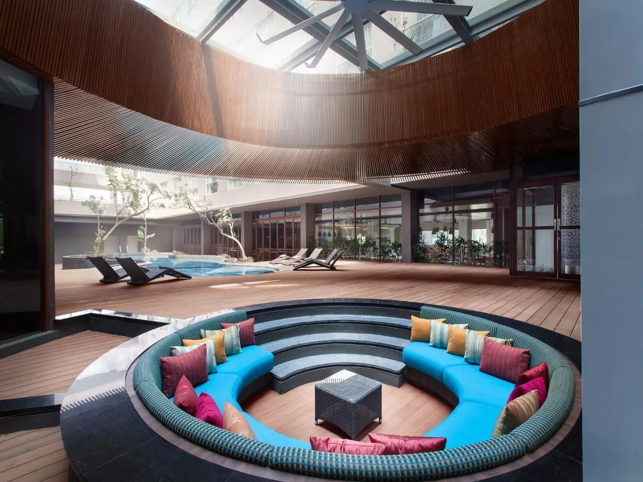 Swimming pool in Ibis Styles Jakarta Airport Swimming pool in Ibis Styles Jakarta Airport