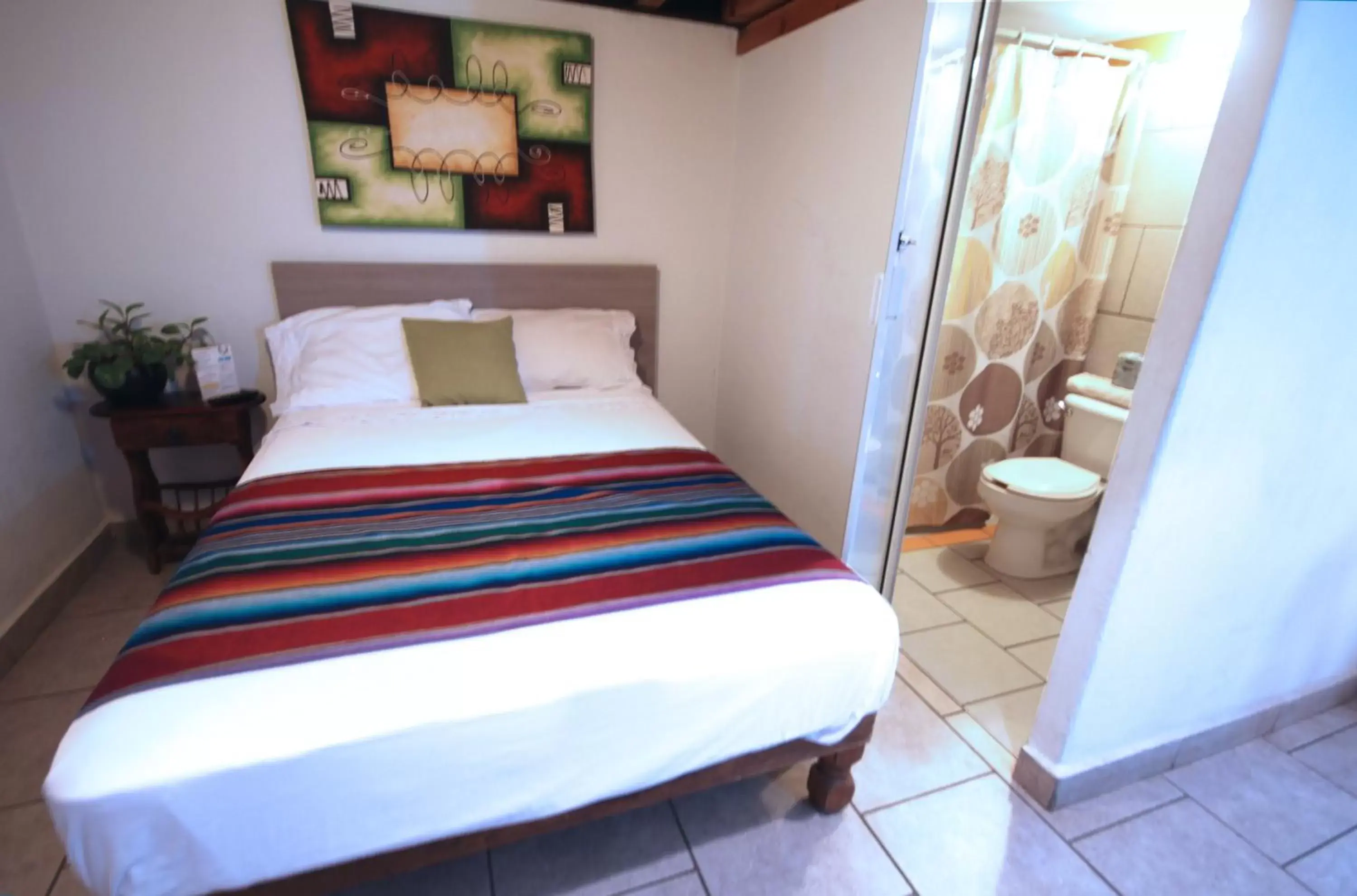 Photo of the whole room, Bed in Hotel del Refugio