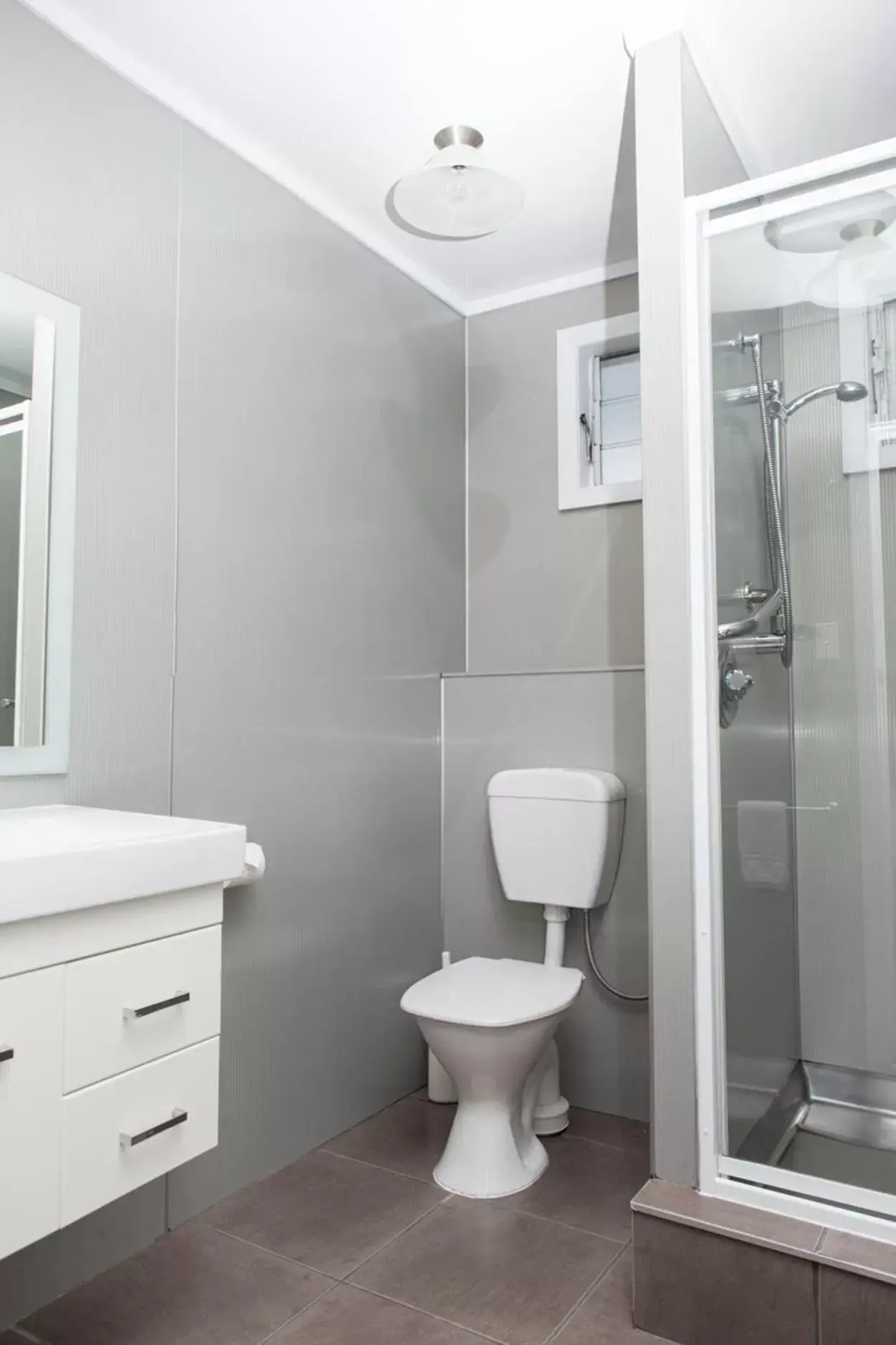 Bathroom in Picton Accommodation Gateway Motel