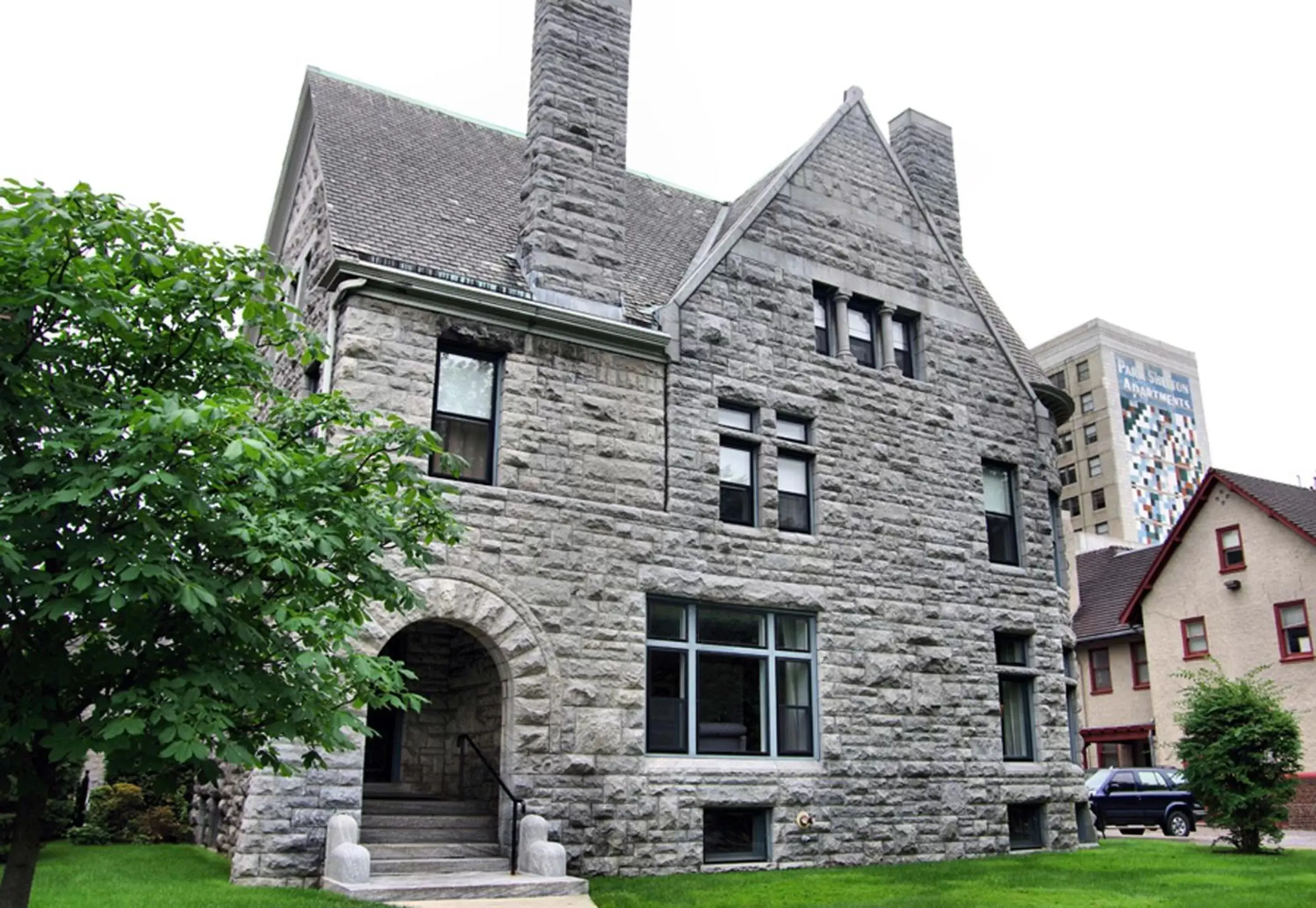 Property building in The Inn on Ferry Street Property building in The Inn on Ferry Street