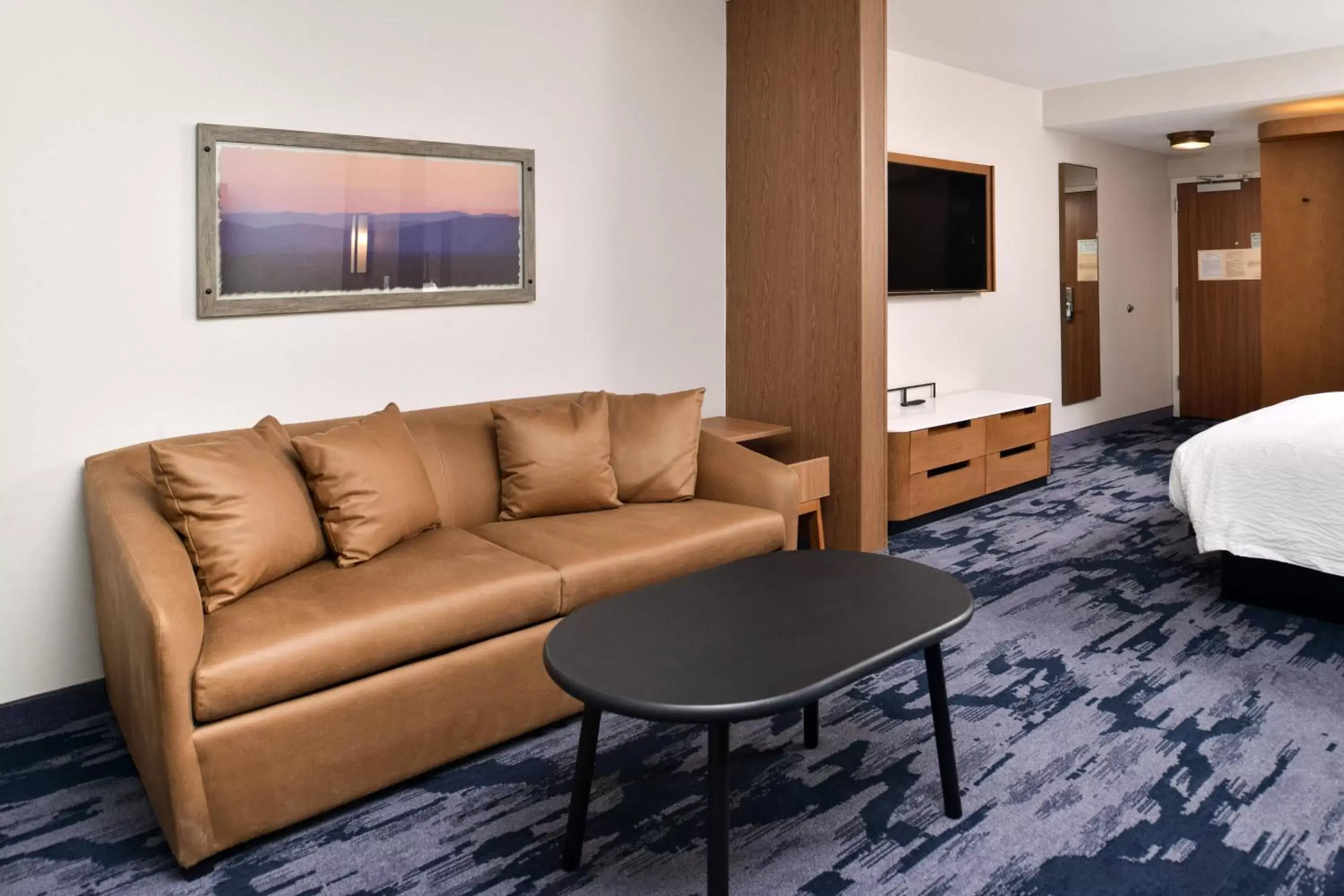 Bedroom, Seating Area in Fairfield Inn & Suites by Marriott Canton