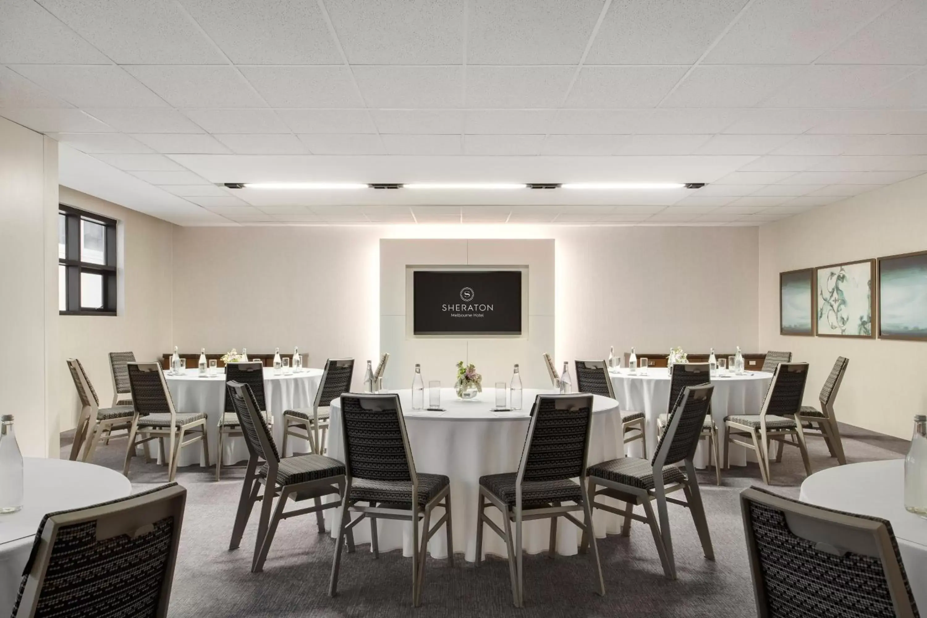 Meeting/conference room, Restaurant/Places to Eat in Sheraton Melbourne Hotel