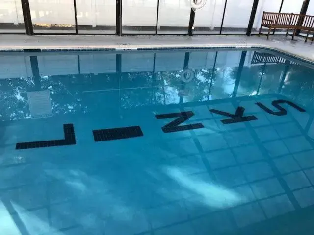 Swimming Pool in The Links