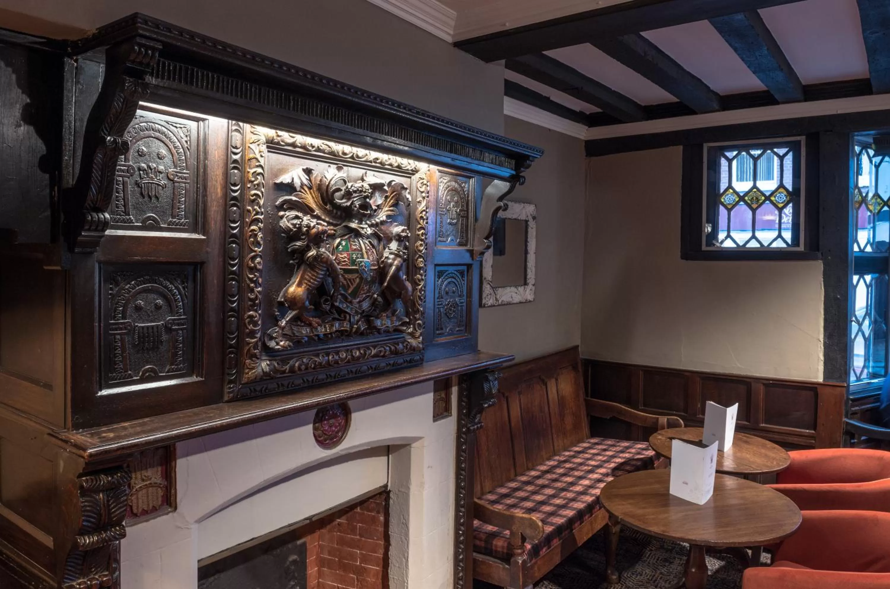 Lounge or bar in The Feathers Hotel