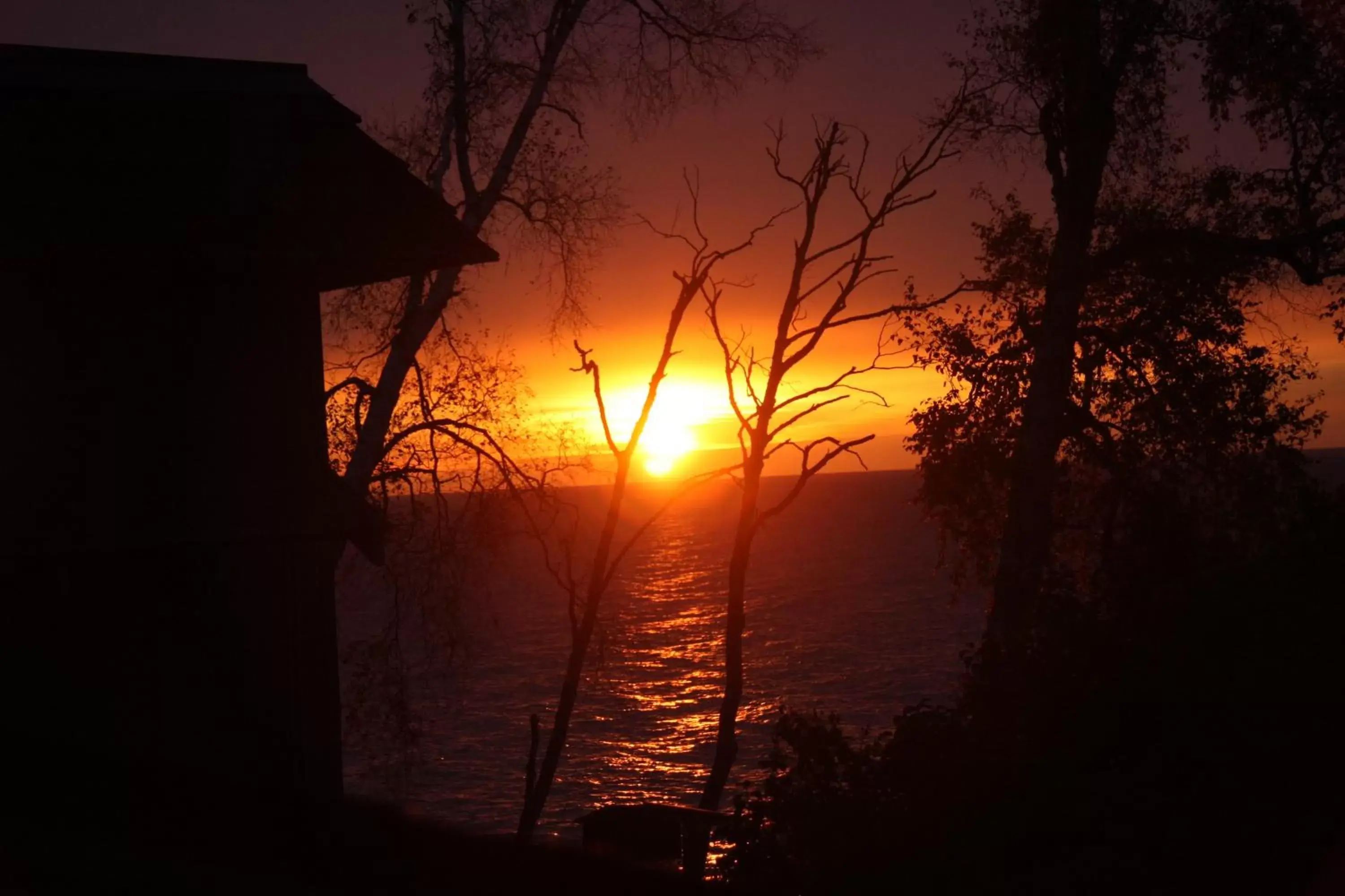 View (from property/room), Sunrise/Sunset in Cliff Dweller on Lake Superior