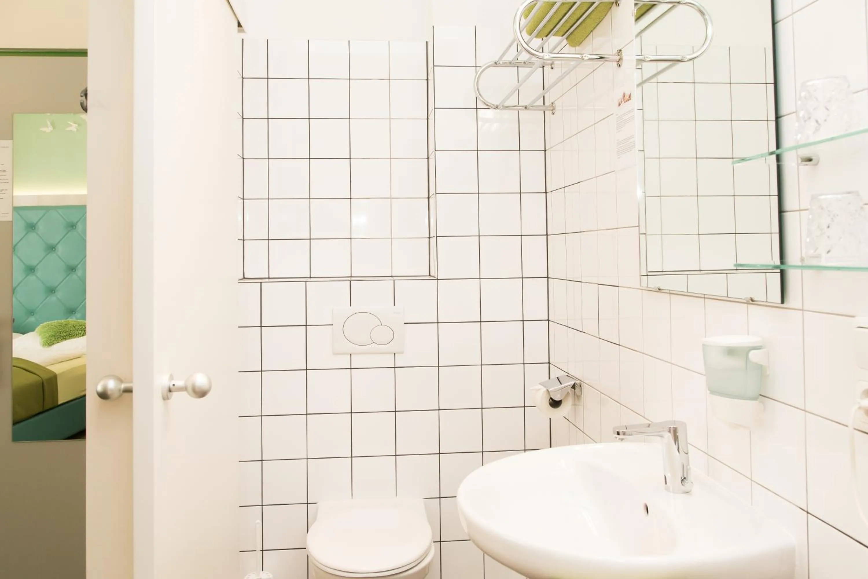 Bathroom in Hotel Odeon