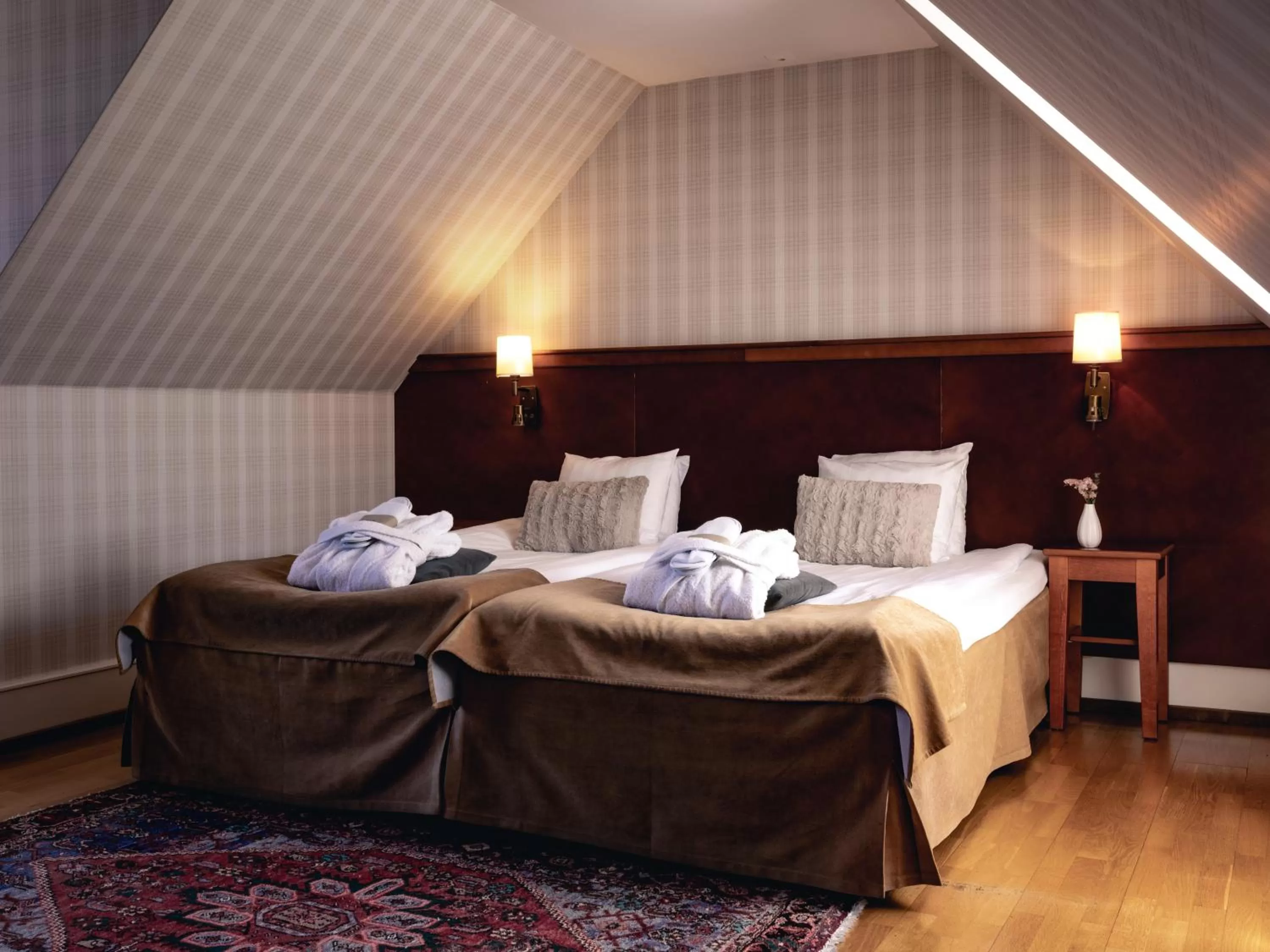 Bed in Best Western Strand Hotel