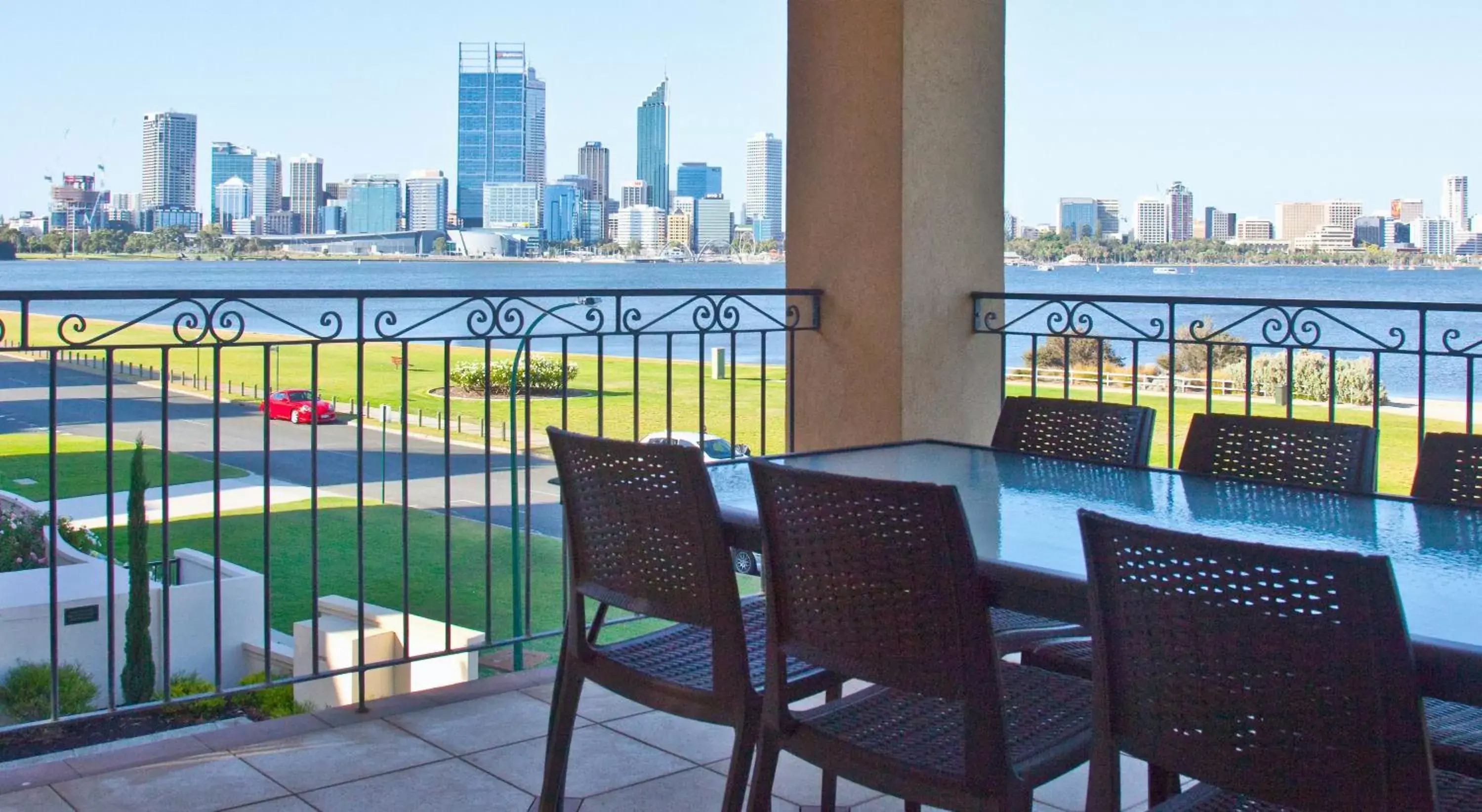 Patio in The Peninsula Riverside Serviced Apartments