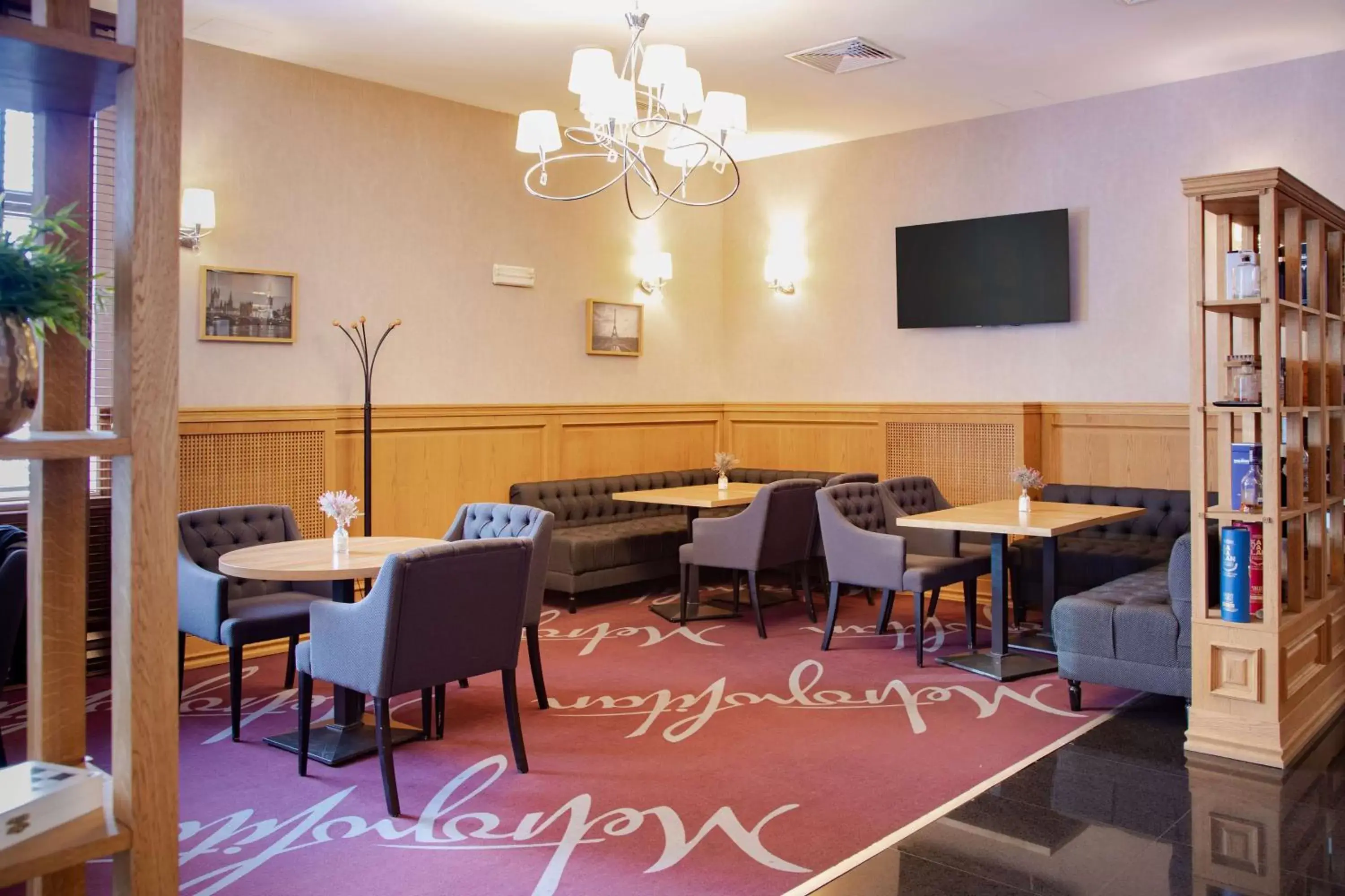 Lounge or bar, Restaurant/Places to Eat in Metropolitan Hotel Sofia, a member of Radisson Individuals