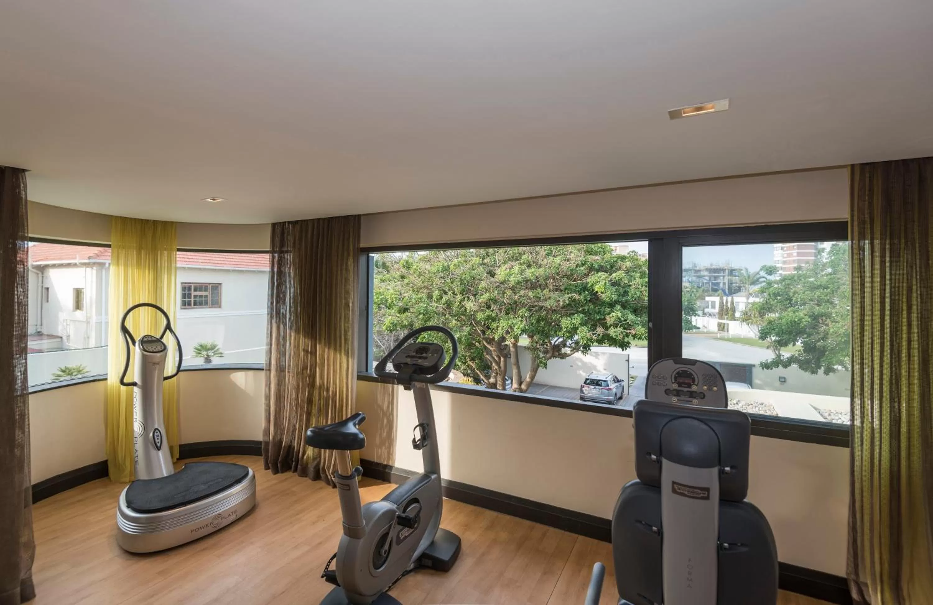 Fitness centre/facilities in No5 Boutique Art Hotel by Mantis