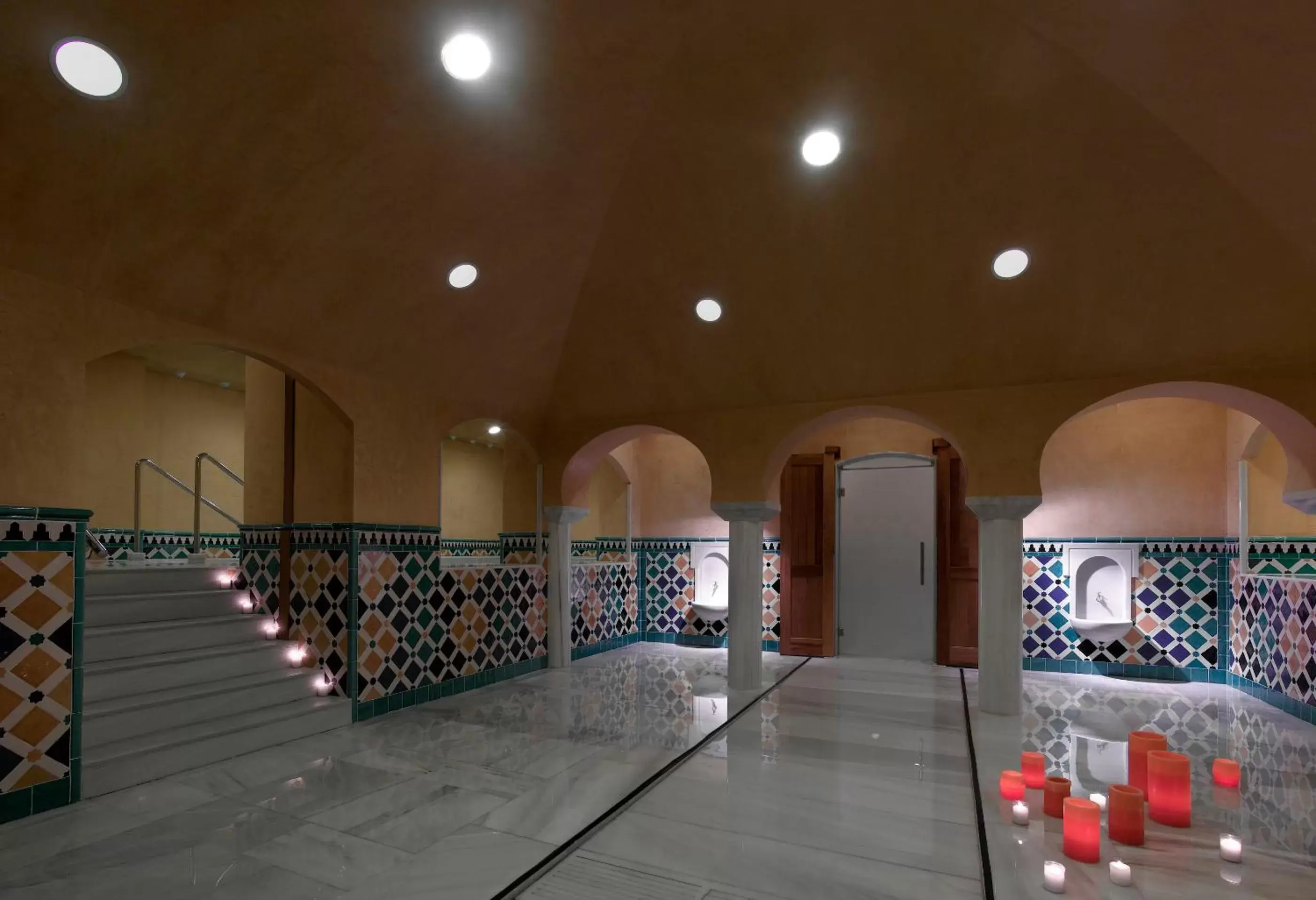 Spa and wellness centre/facilities in Hotel Macià Real De La Alhambra